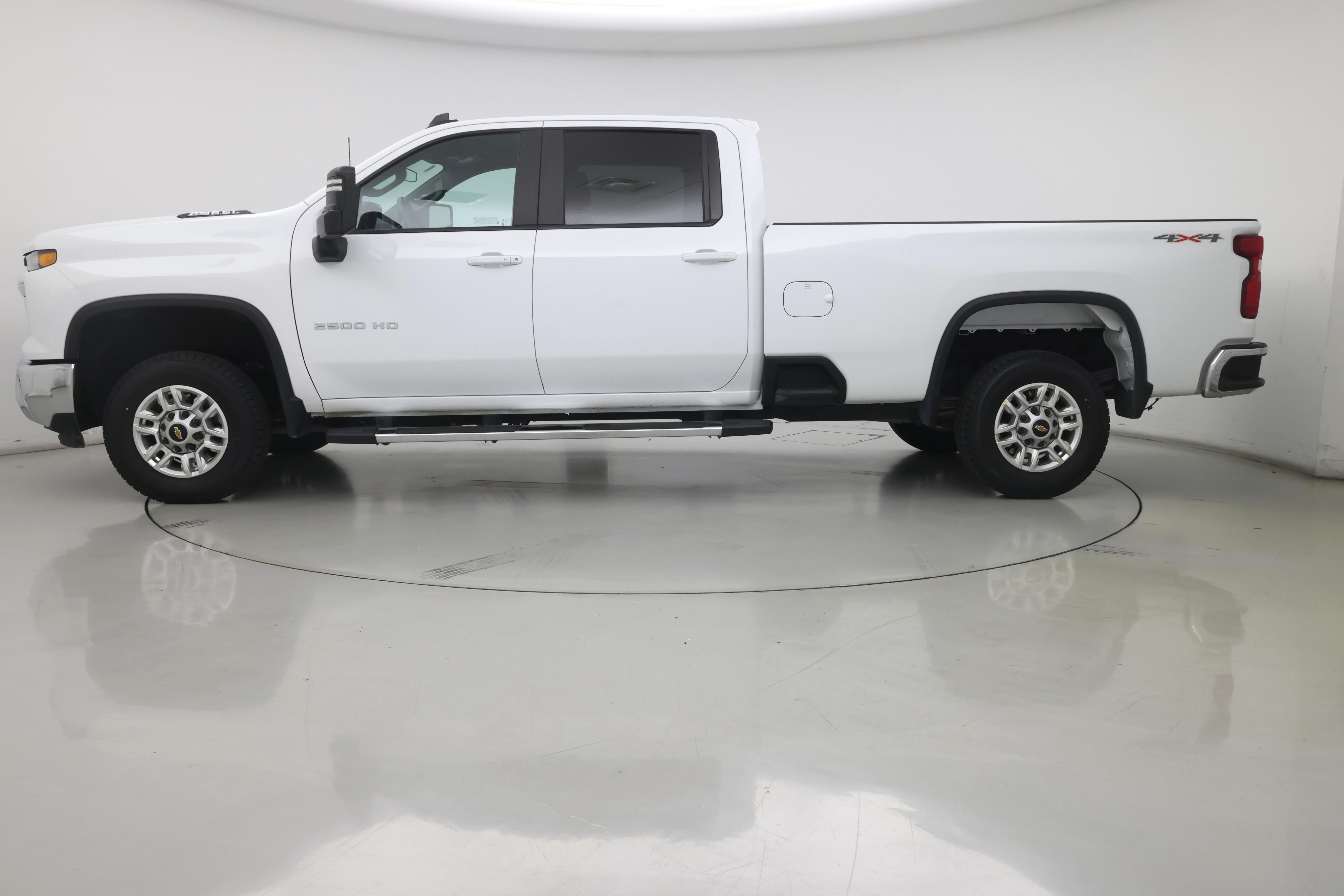 Thumbnail: 2025 Chevrolet Silverado 2500 - 3