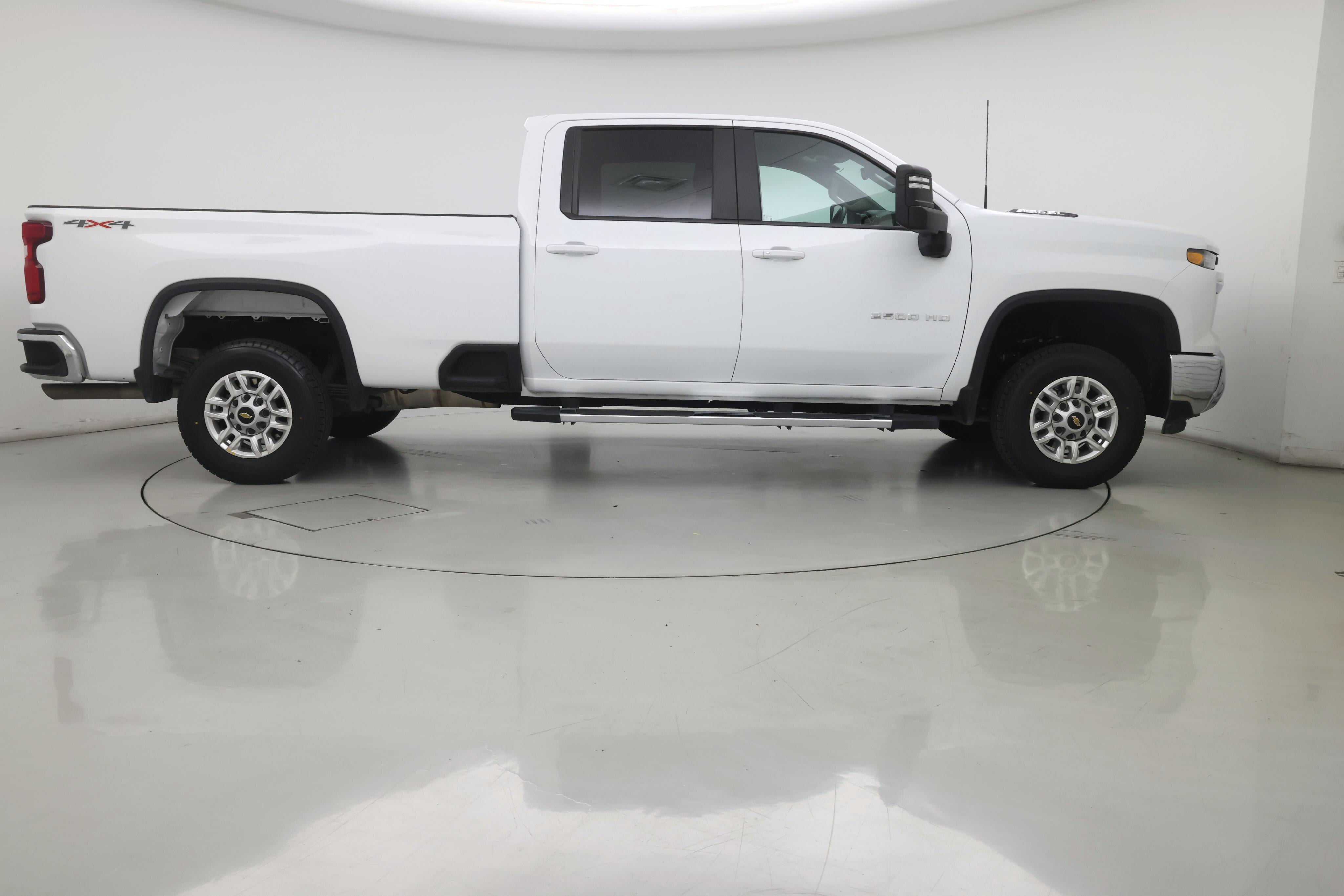Thumbnail: 2025 Chevrolet Silverado 2500 - 7