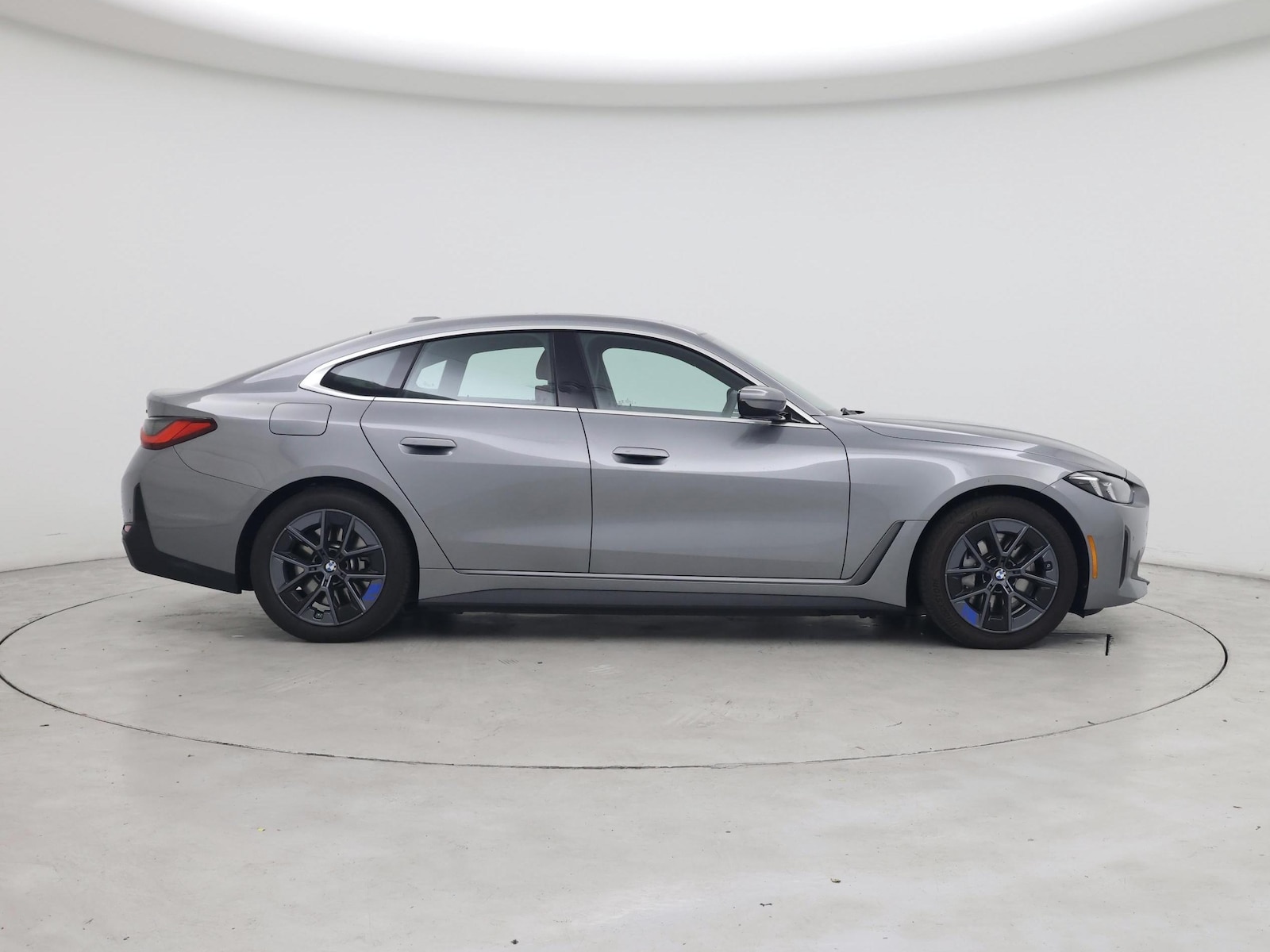 2025 BMW i4 40 - Photo 8