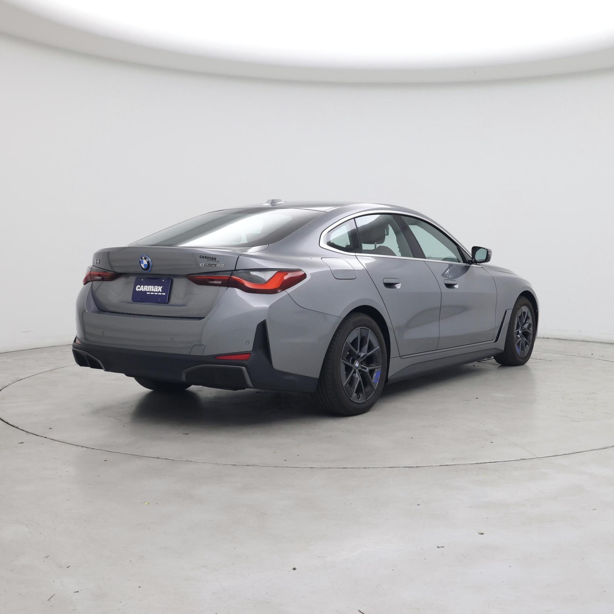 Thumbnail: 2025 BMW i4 - 8