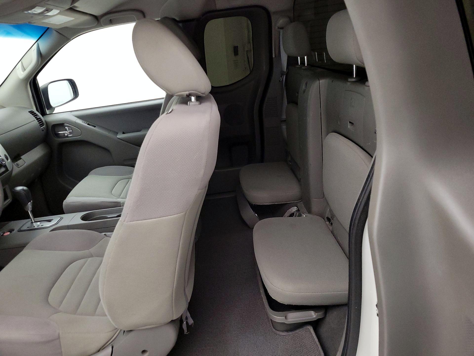 Thumbnail: 2021 Nissan Frontier - 19