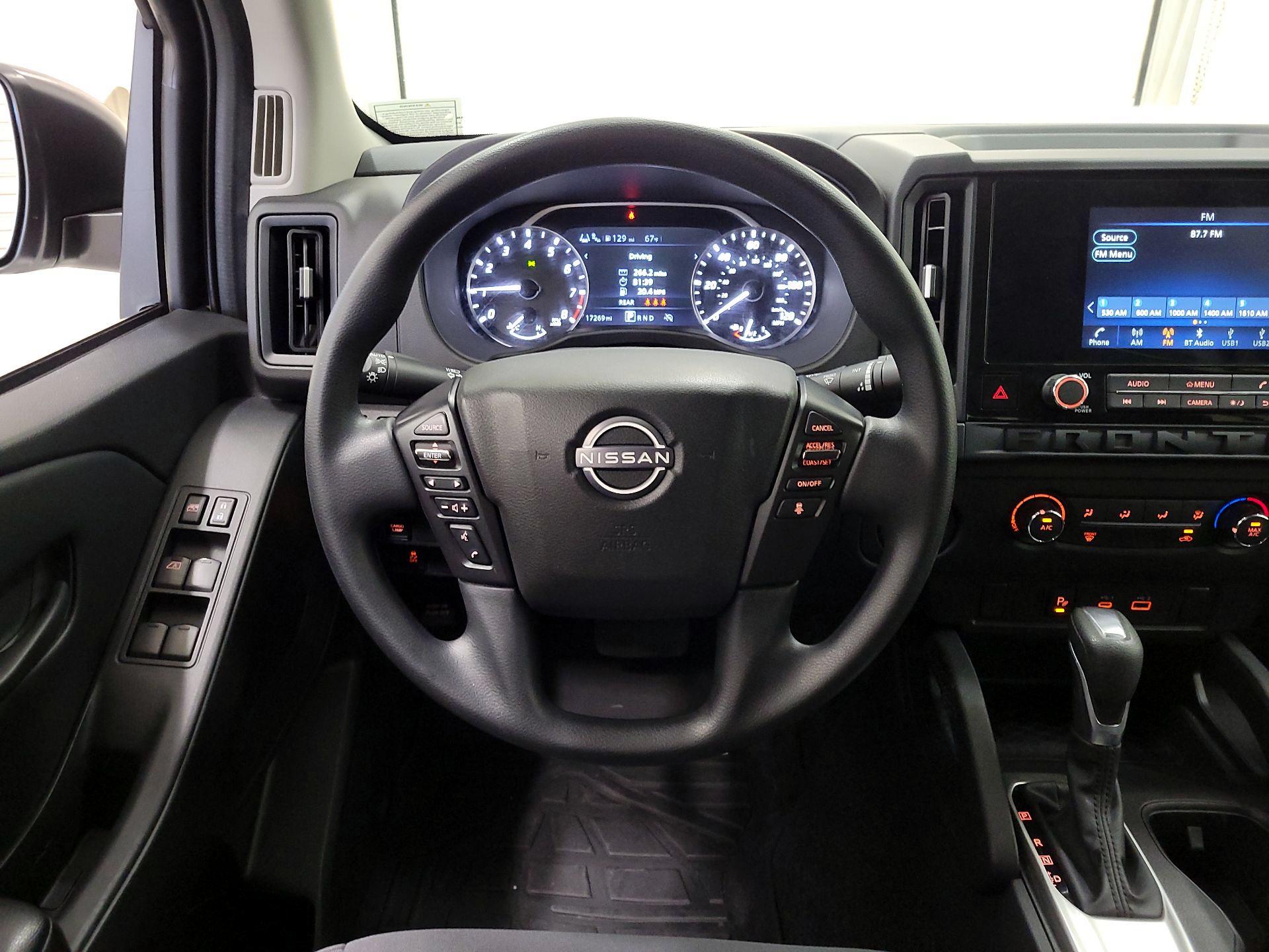 Thumbnail: 2025 Nissan Frontier - 10