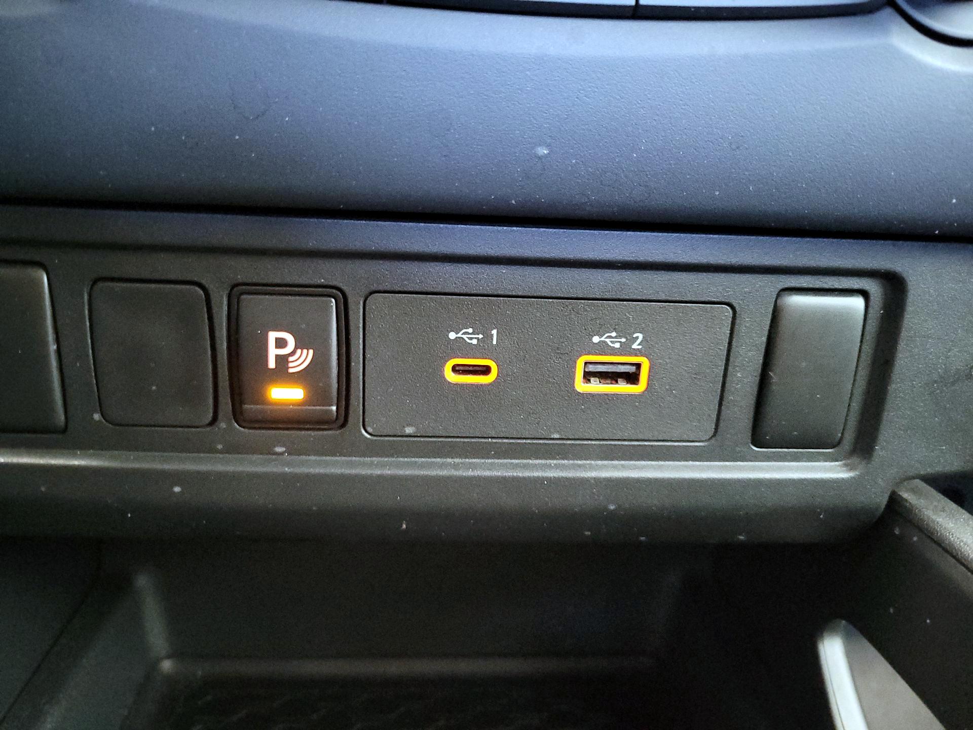 Thumbnail: 2025 Nissan Frontier - 18