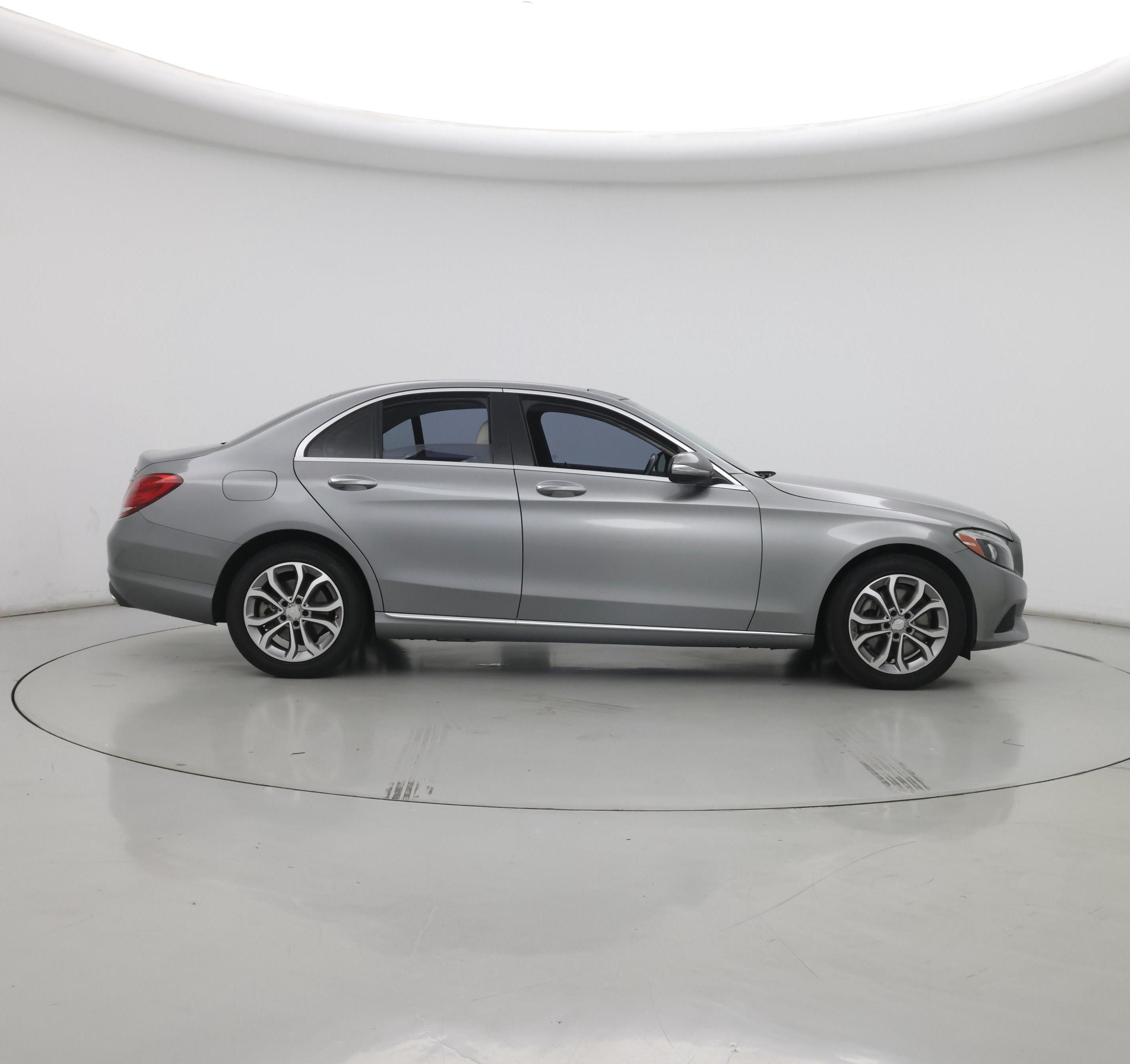 Thumbnail: 2015 Mercedes-Benz C-Class - 7