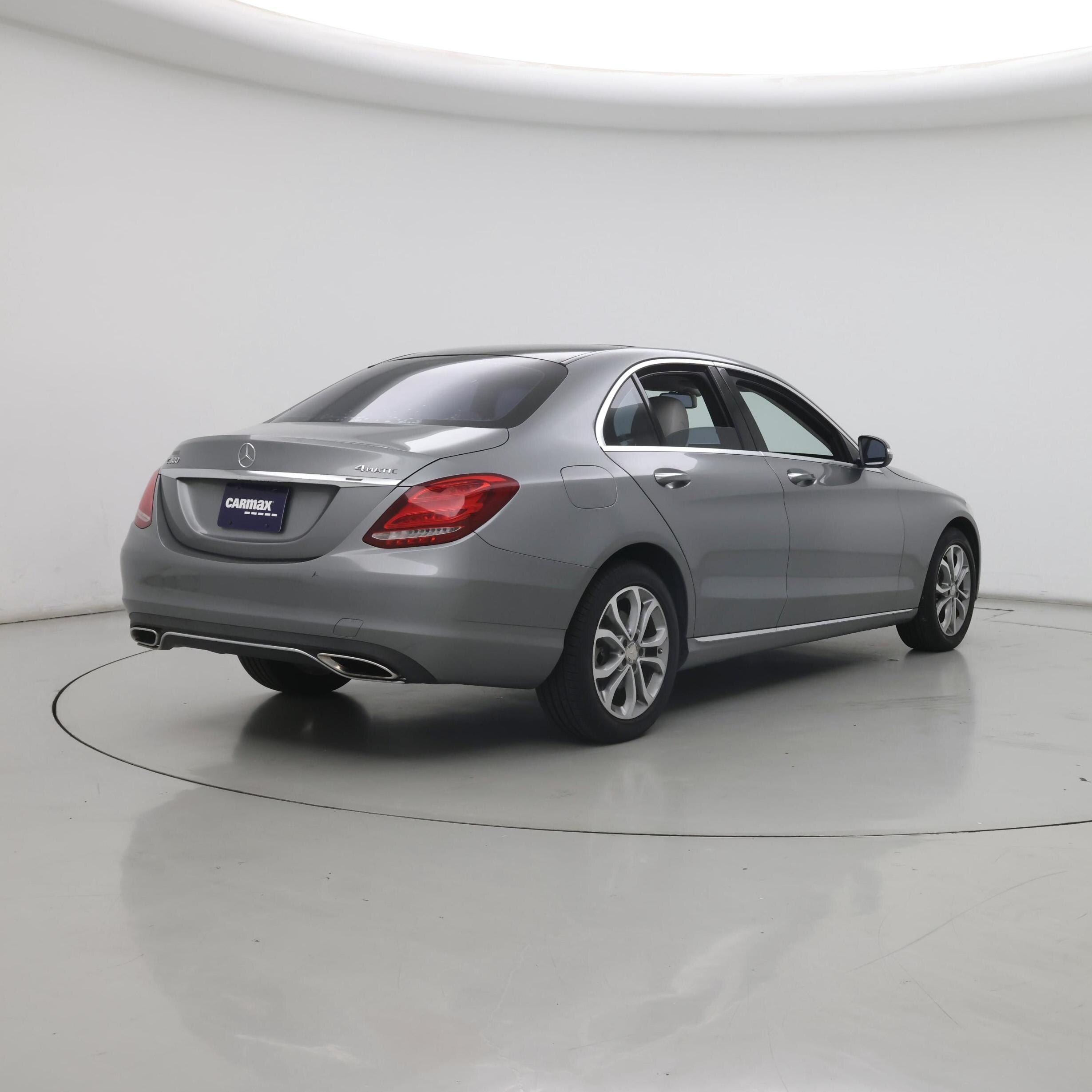 Thumbnail: 2015 Mercedes-Benz C-Class - 8