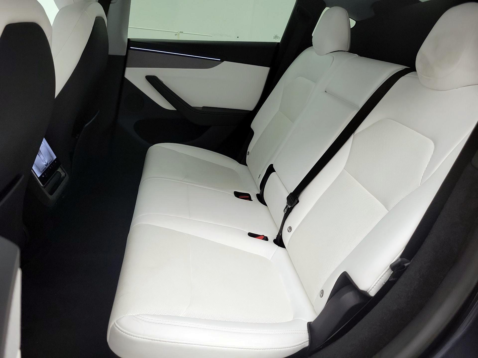 Thumbnail: 2026 Tesla Model Y - 18