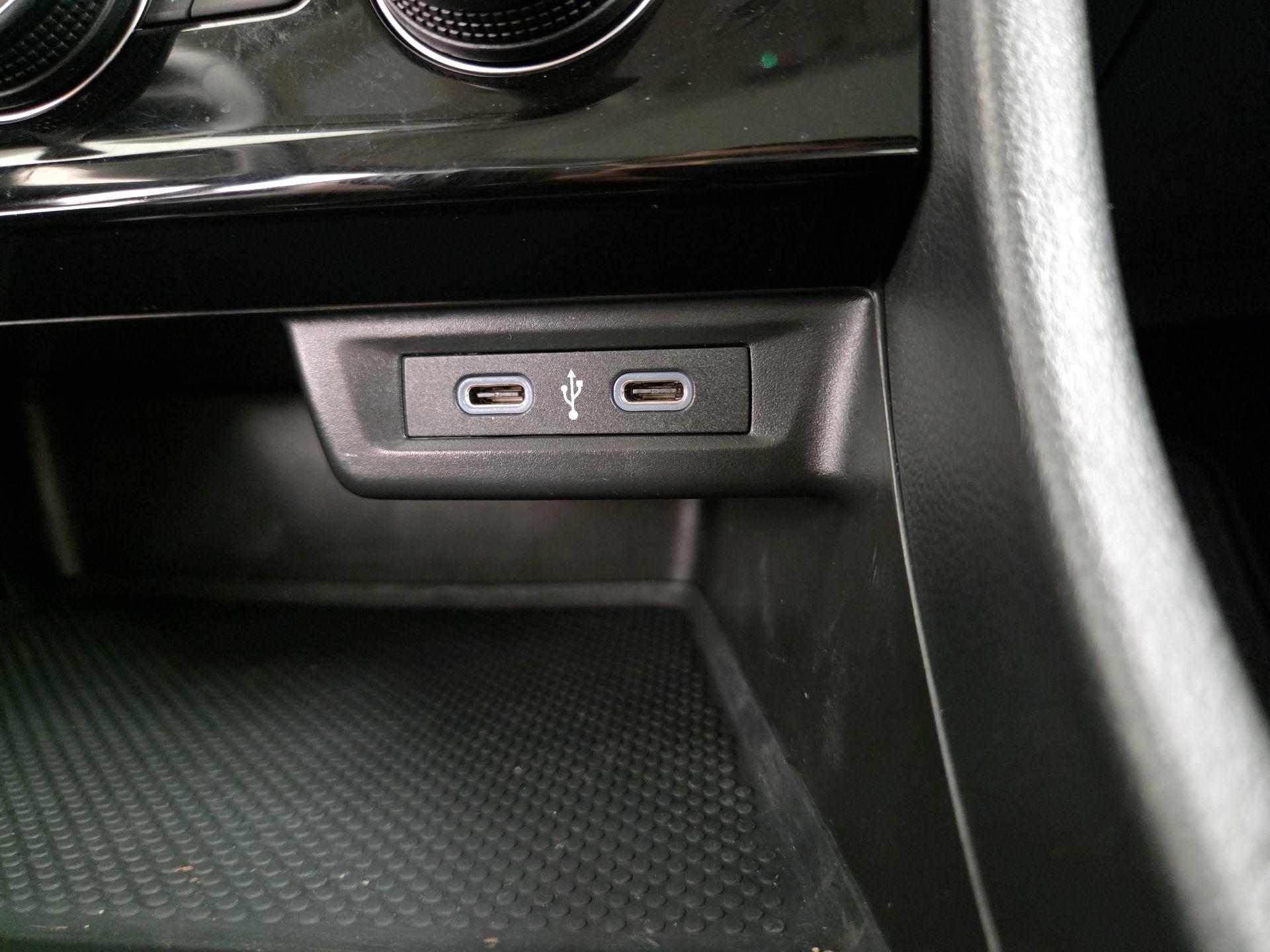 Thumbnail: 2024 Volkswagen Jetta - 18
