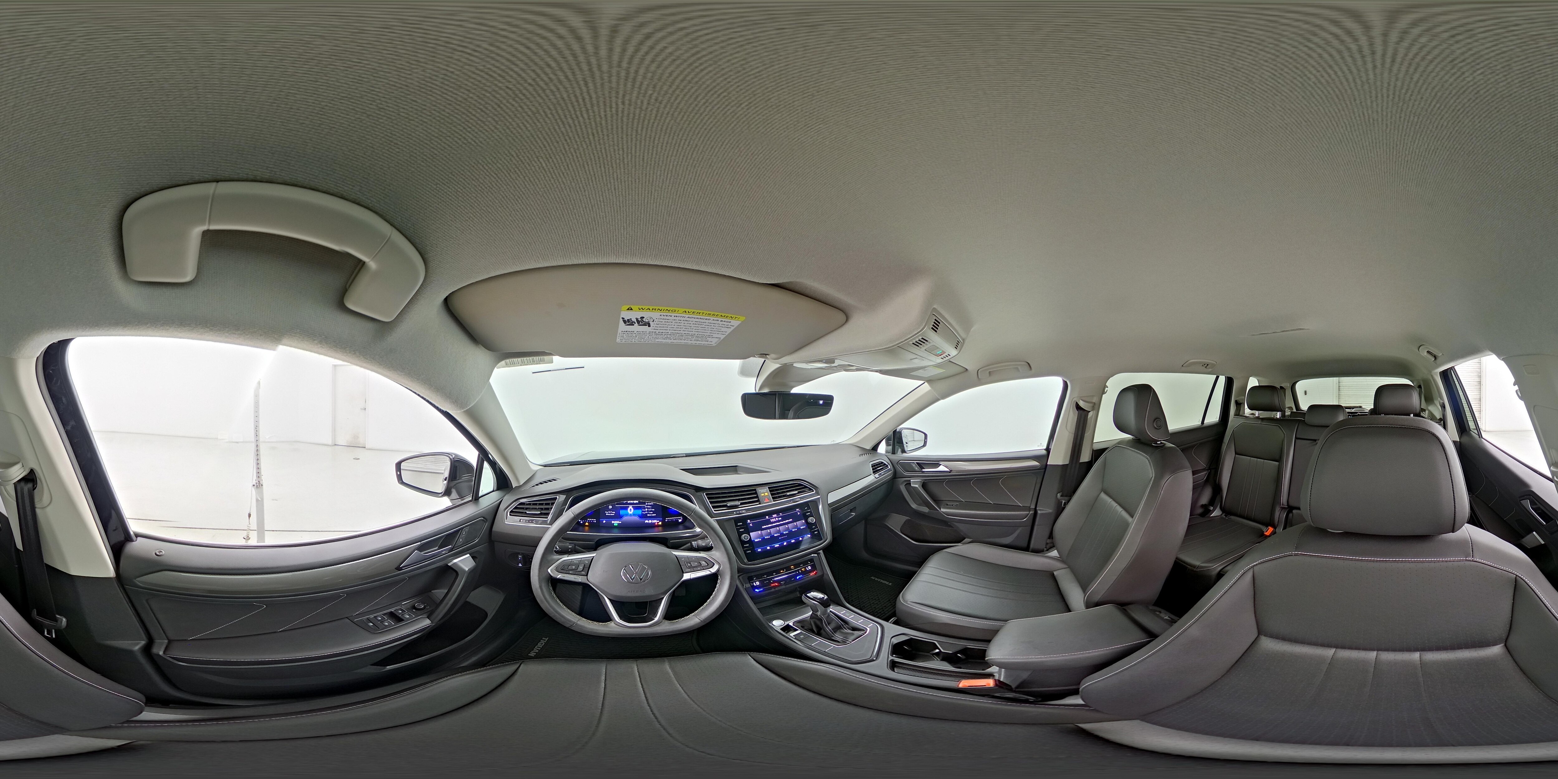 2023 Volkswagen Tiguan SE - Photo 28