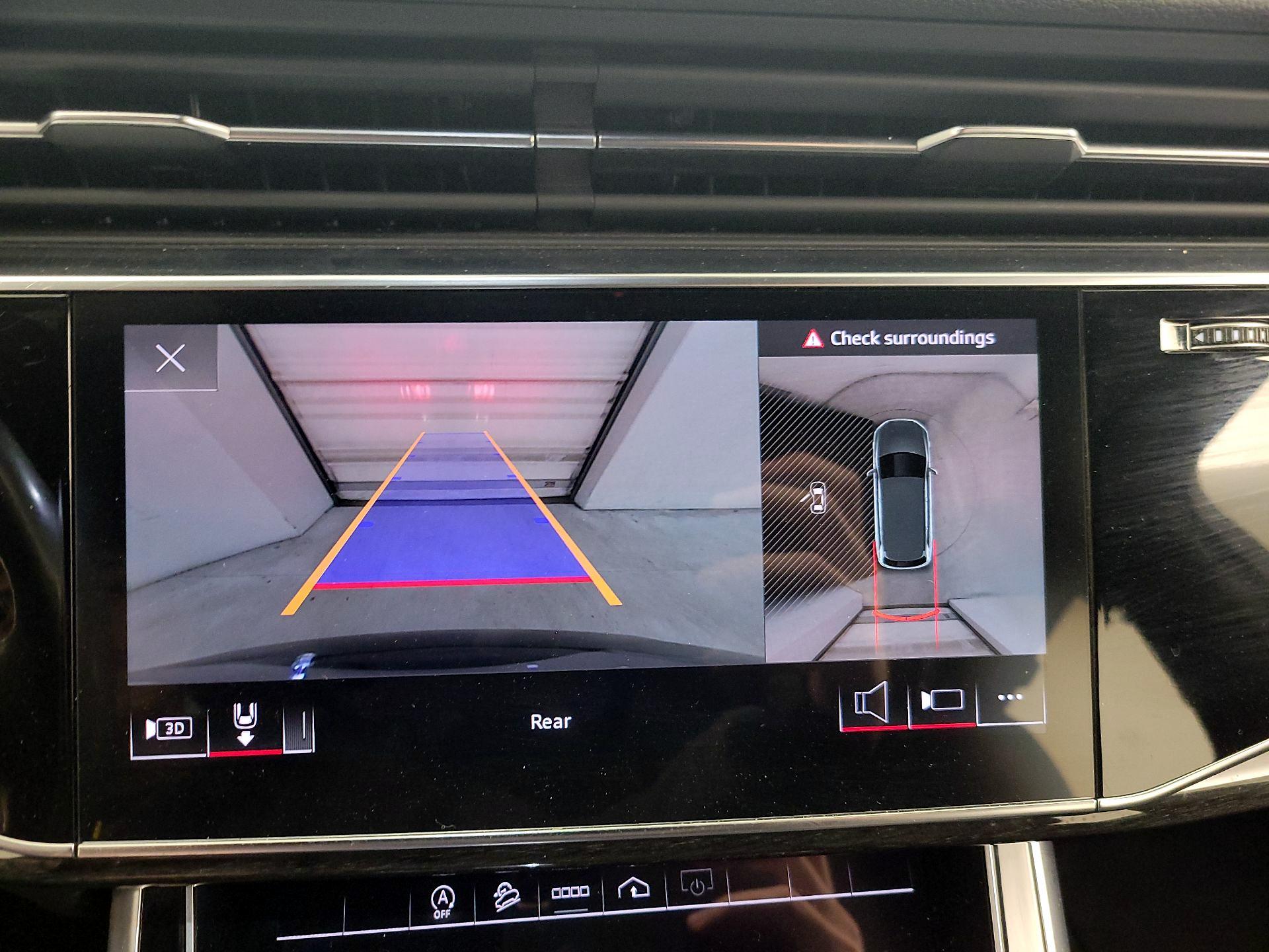 Thumbnail: 2022 Audi Q7 - 15