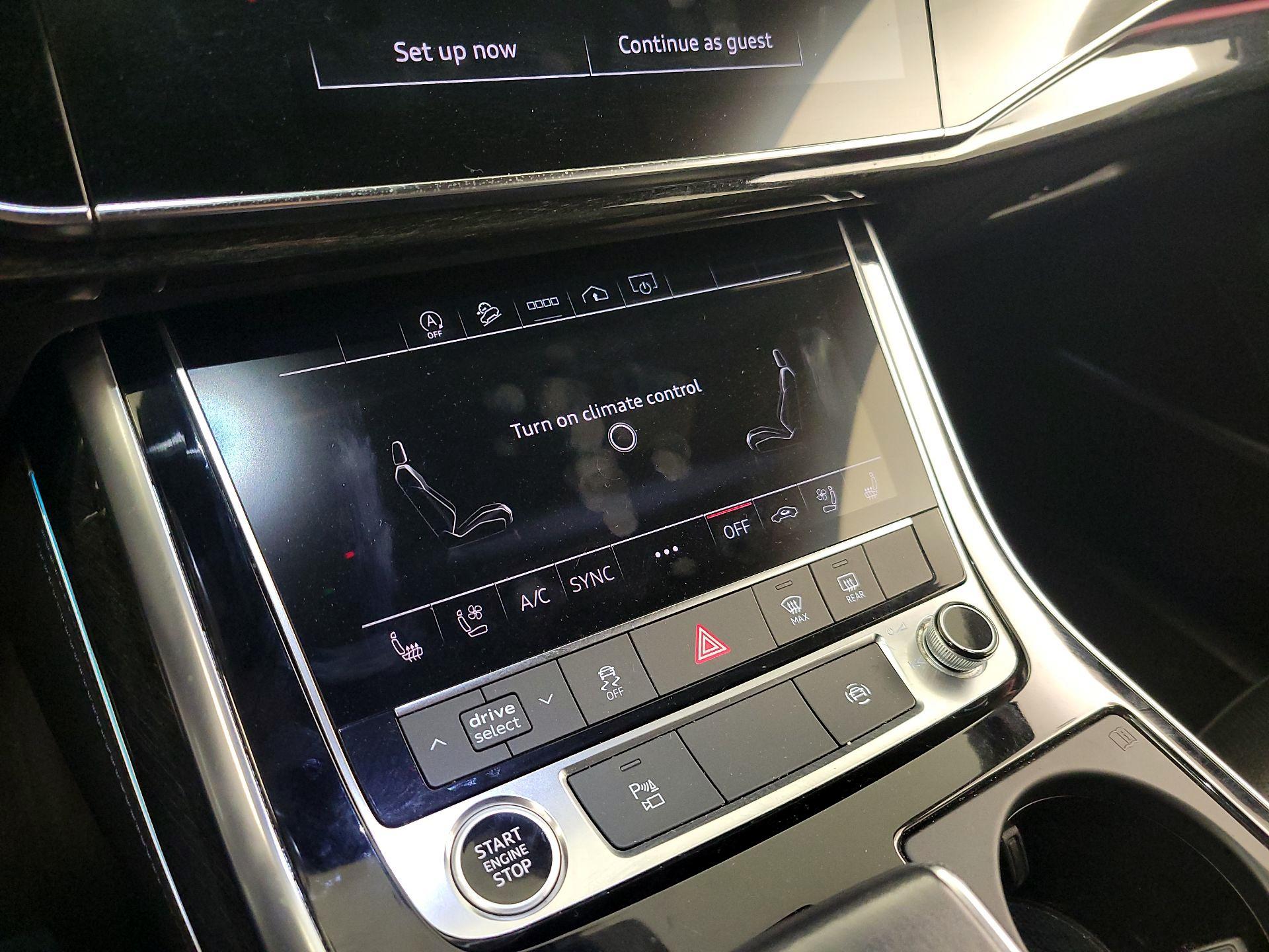 Thumbnail: 2022 Audi Q7 - 17