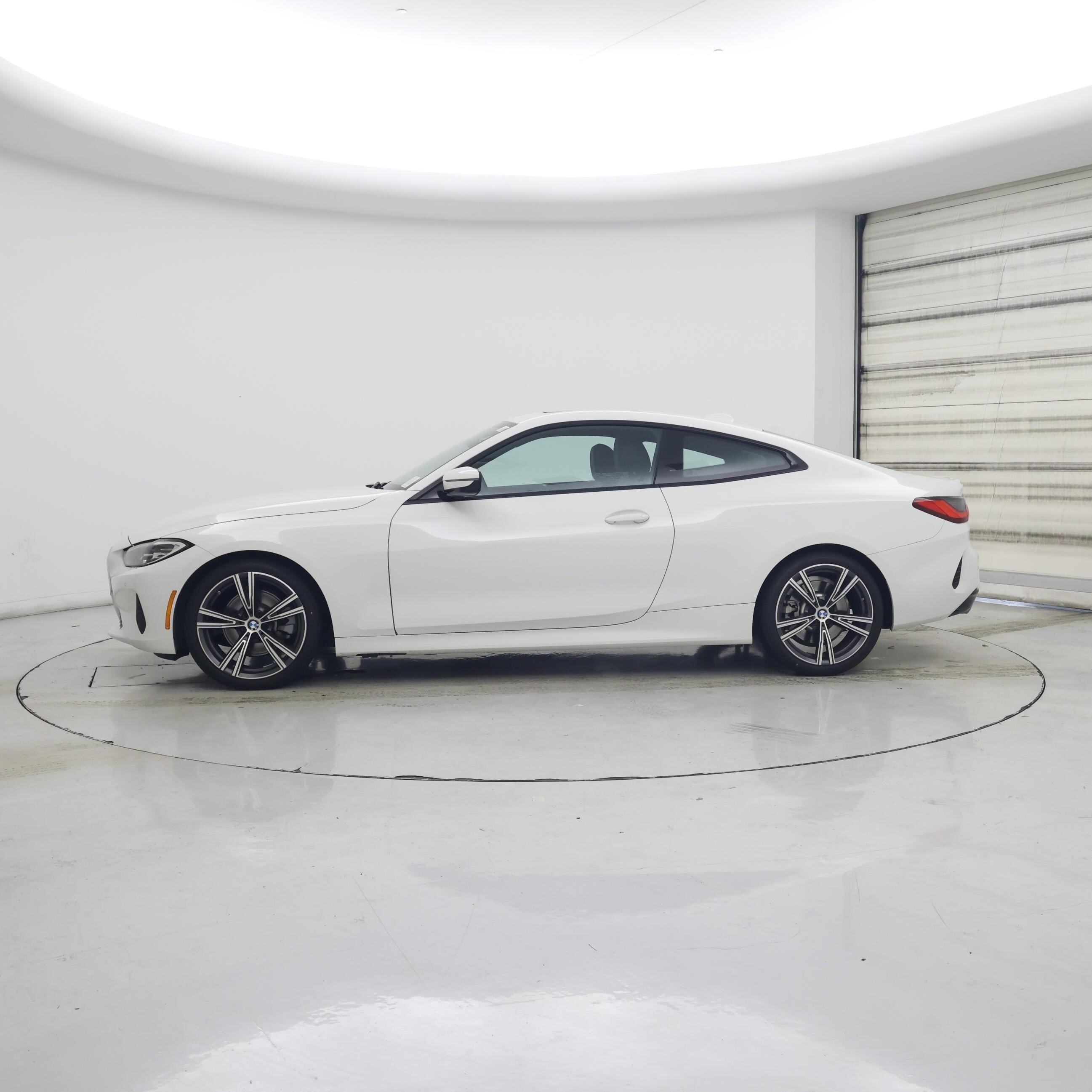 Thumbnail: 2023 BMW 4 Series - 3