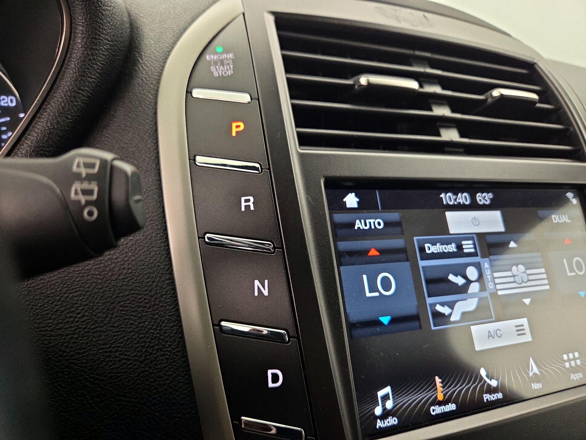 Thumbnail: 2019 Lincoln MKC - 18