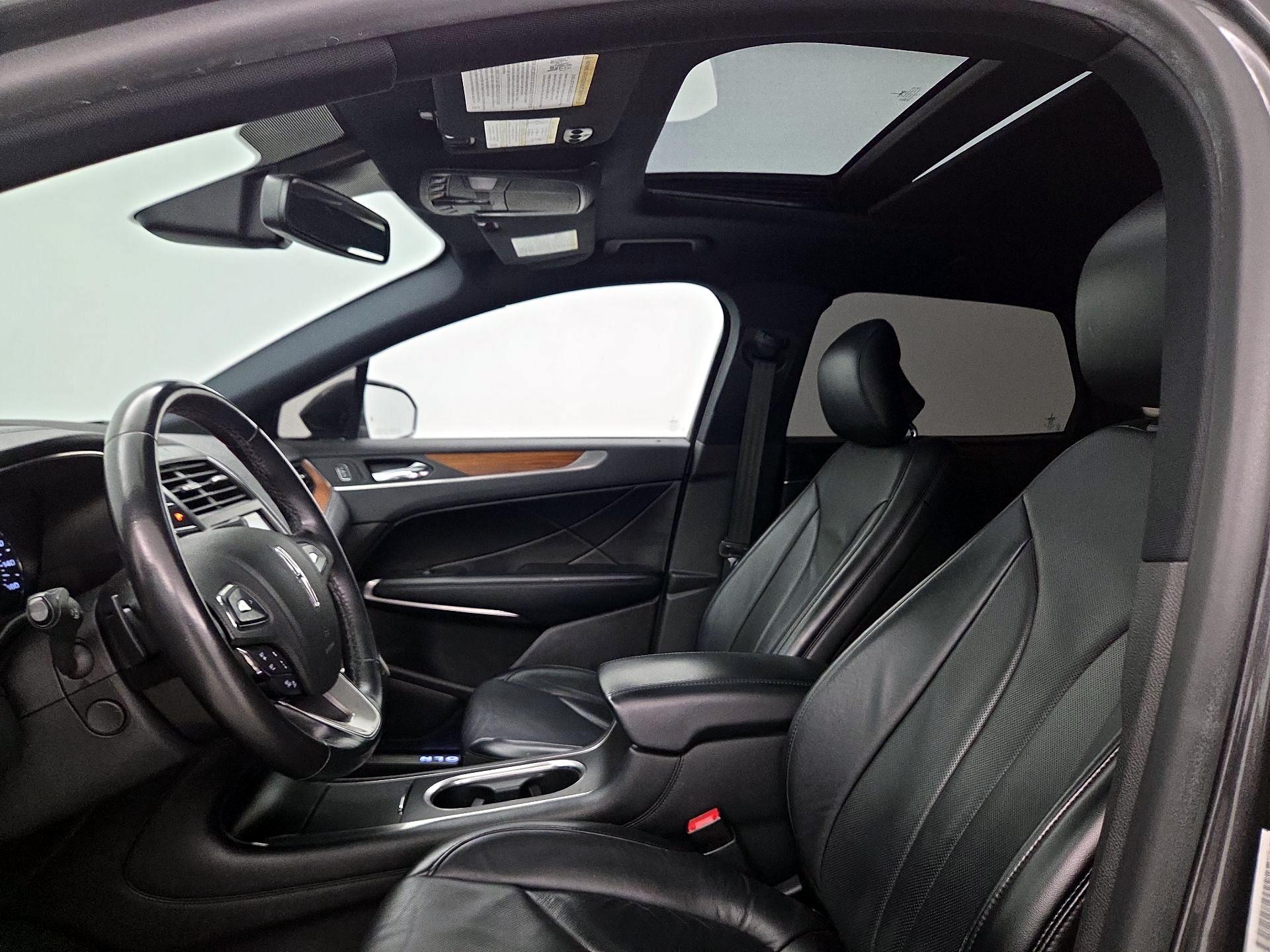 Thumbnail: 2019 Lincoln MKC - 20