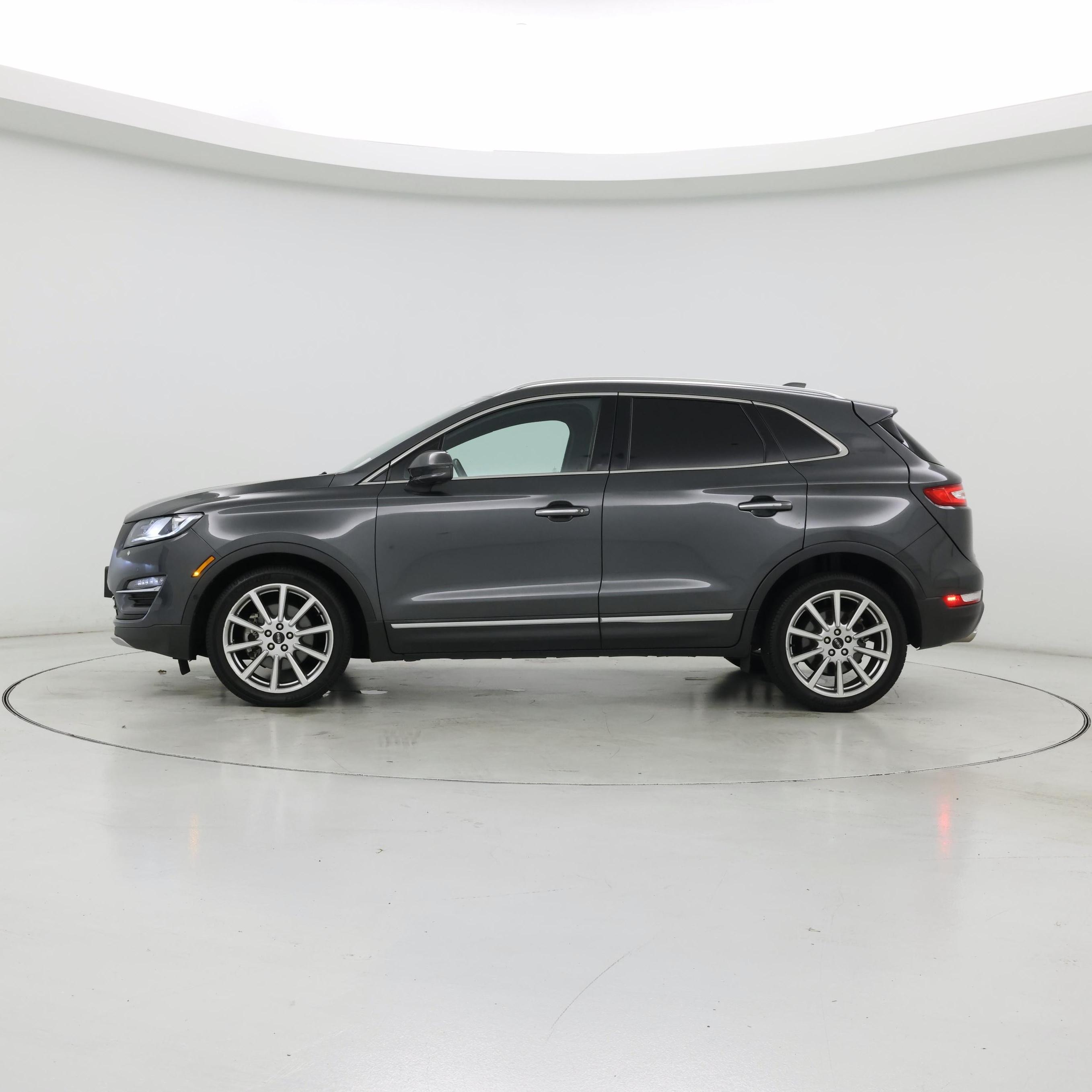 Thumbnail: 2019 Lincoln MKC - 3