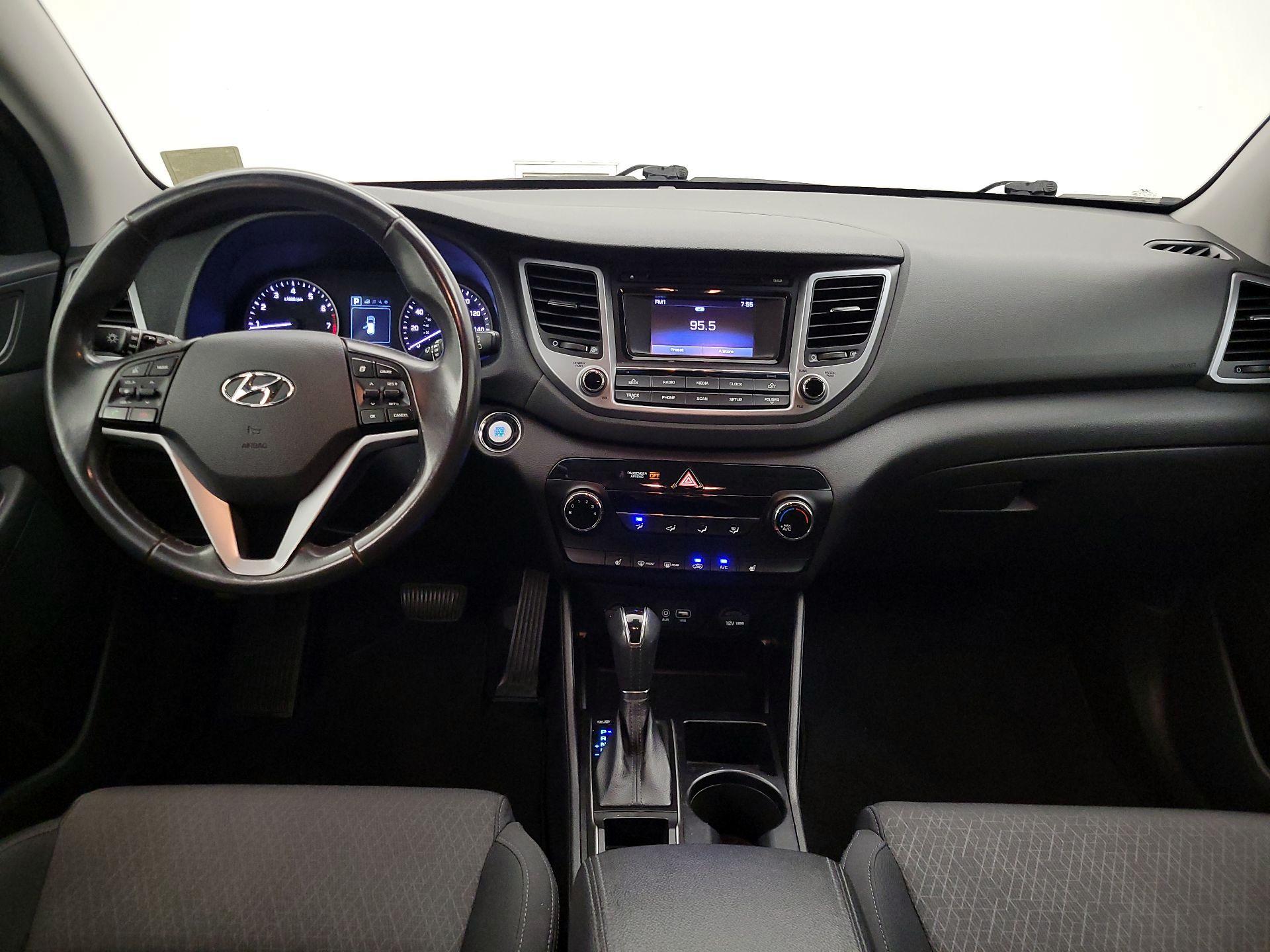 Thumbnail: 2017 Hyundai Tucson - 9
