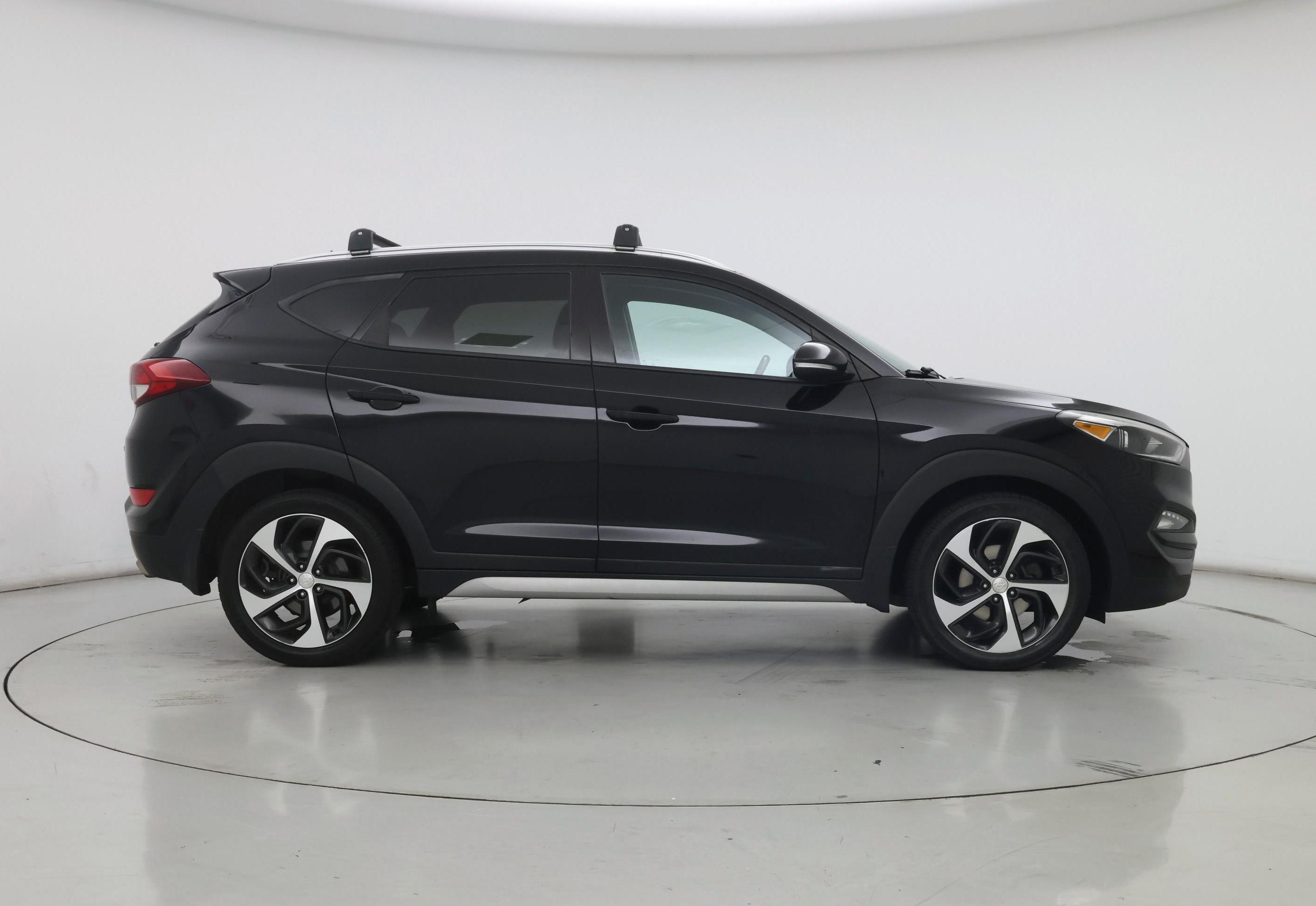 Thumbnail: 2017 Hyundai Tucson - 7