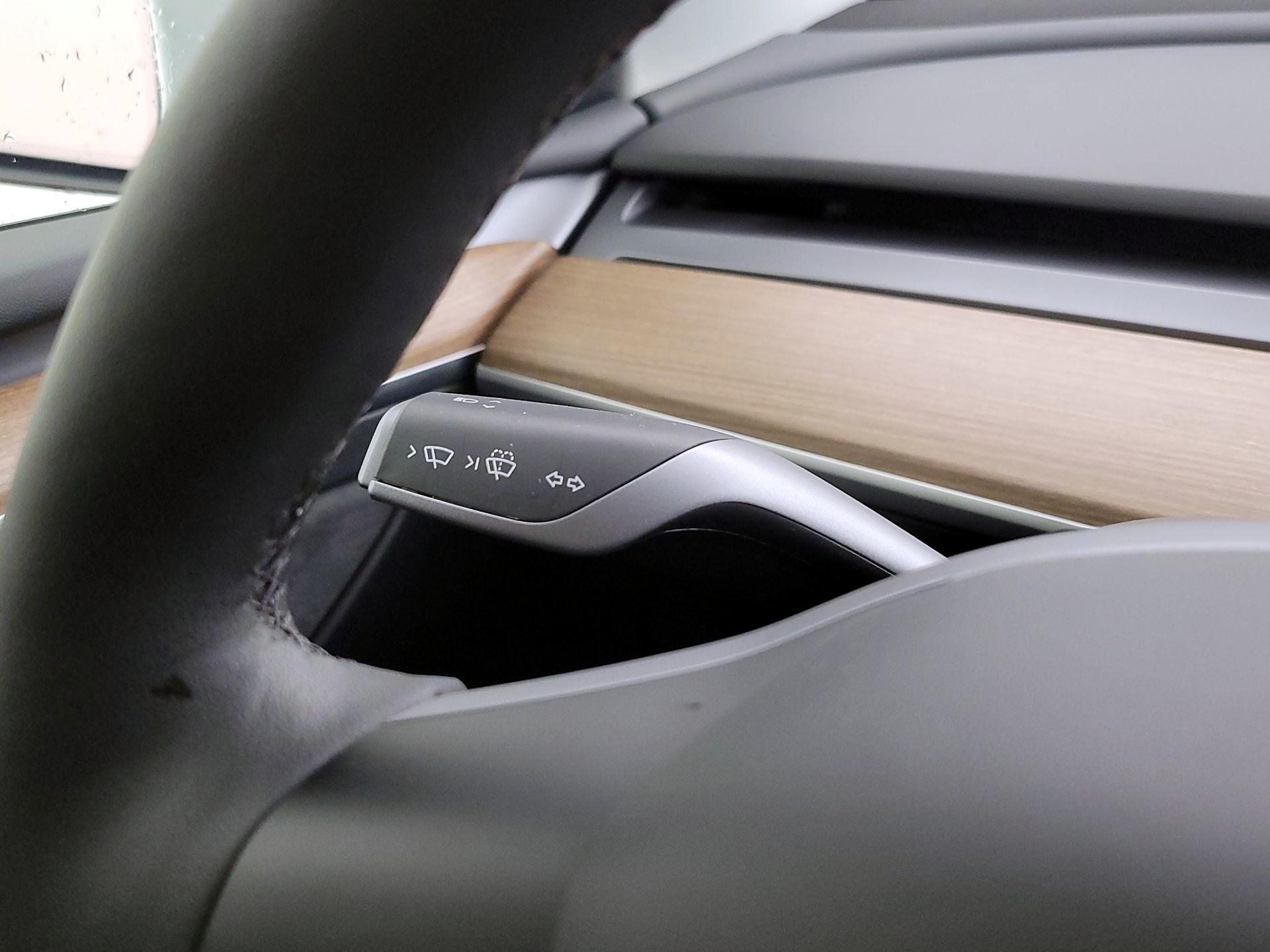 Thumbnail: 2023 Tesla Model Y - 13