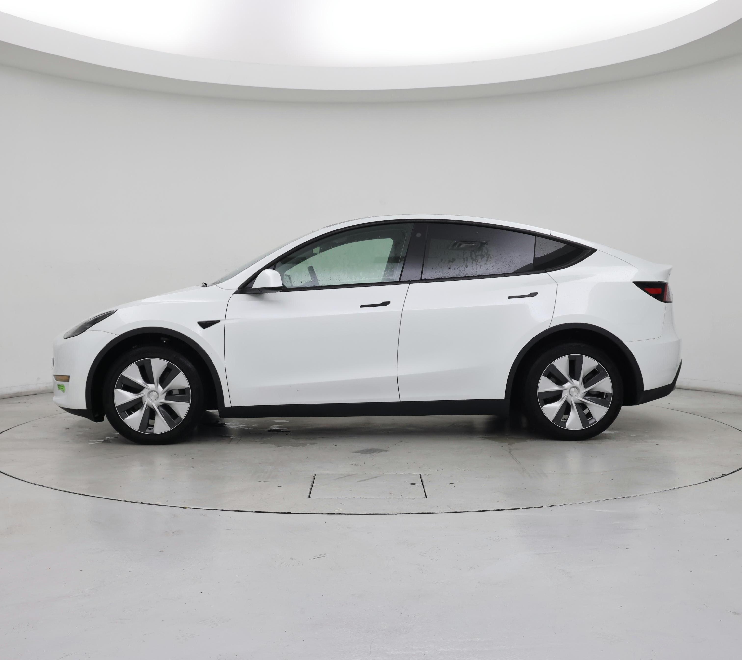 Thumbnail: 2023 Tesla Model Y - 3