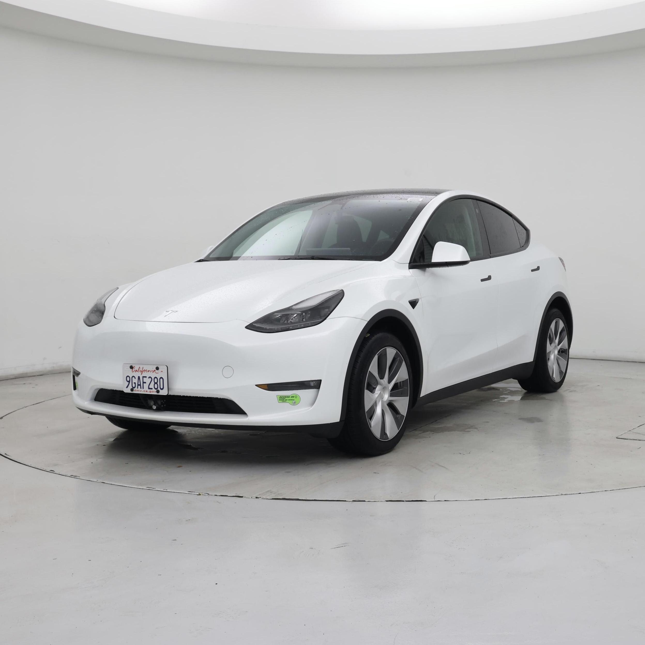 Thumbnail: 2023 Tesla Model Y - 4