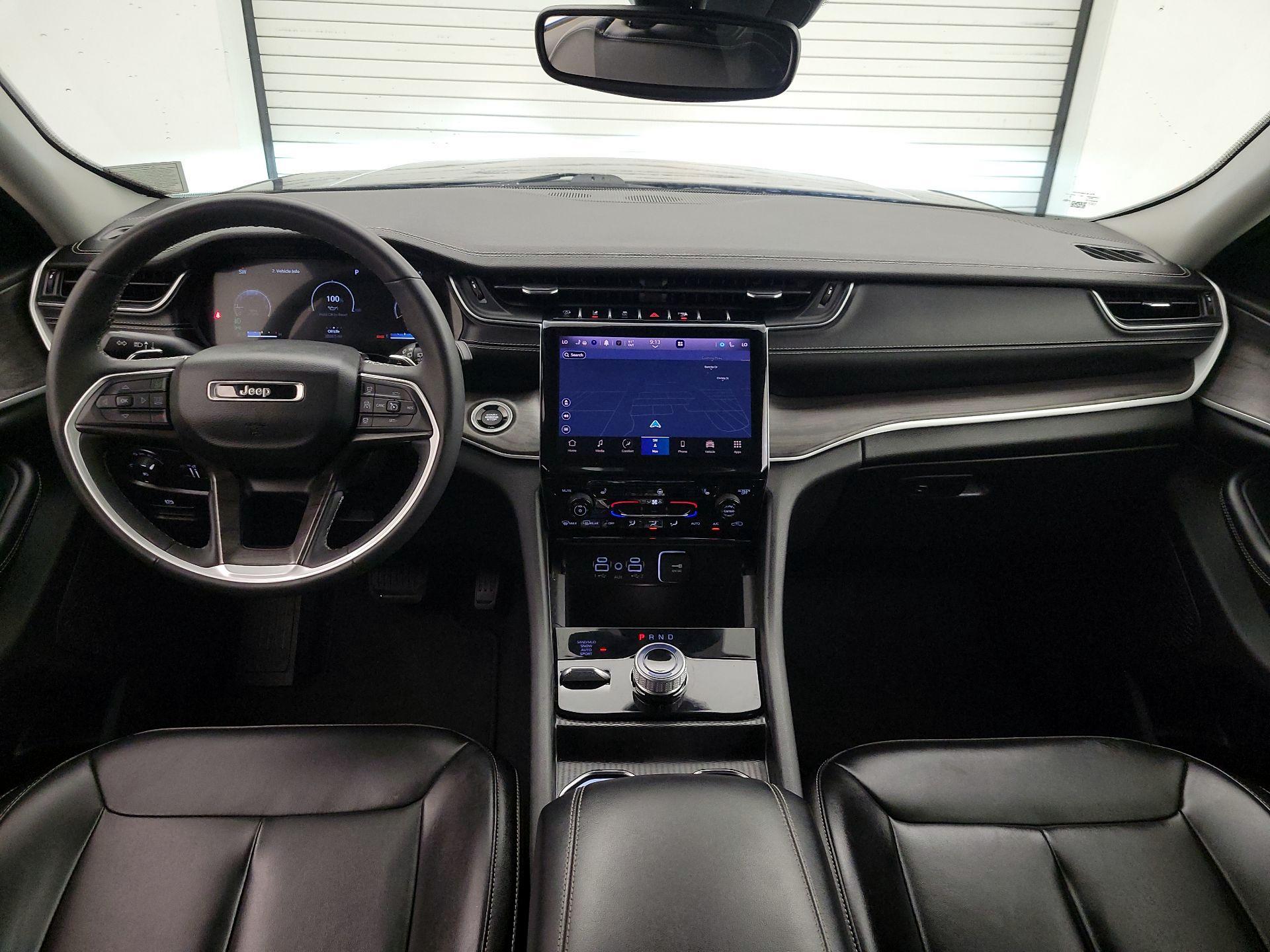 Thumbnail: 2024 Jeep Grand Cherokee - 9