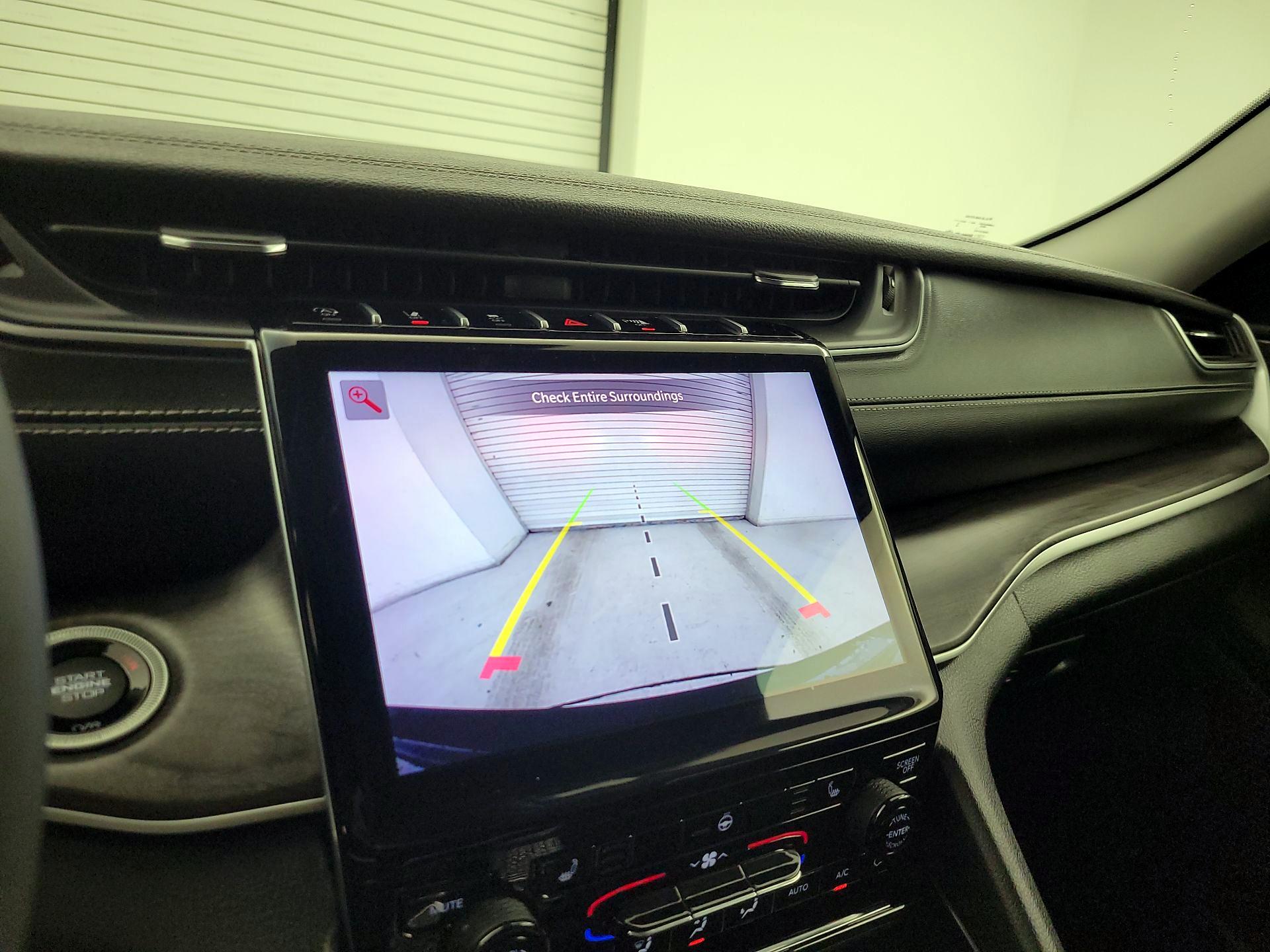 Thumbnail: 2024 Jeep Grand Cherokee - 15