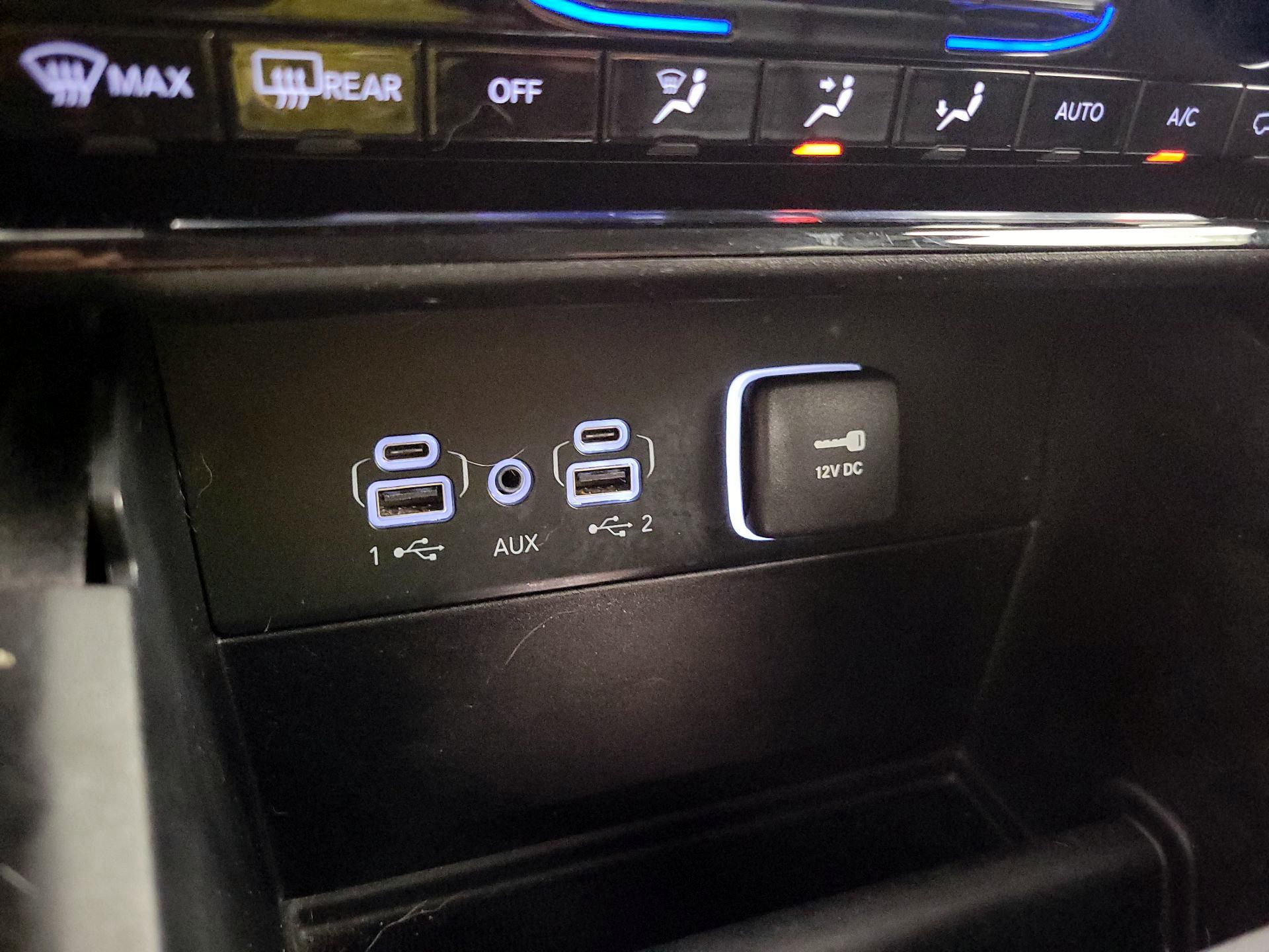 Thumbnail: 2024 Jeep Grand Cherokee - 19