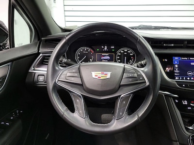 Steering Wheel & Instrument Cluster (On)