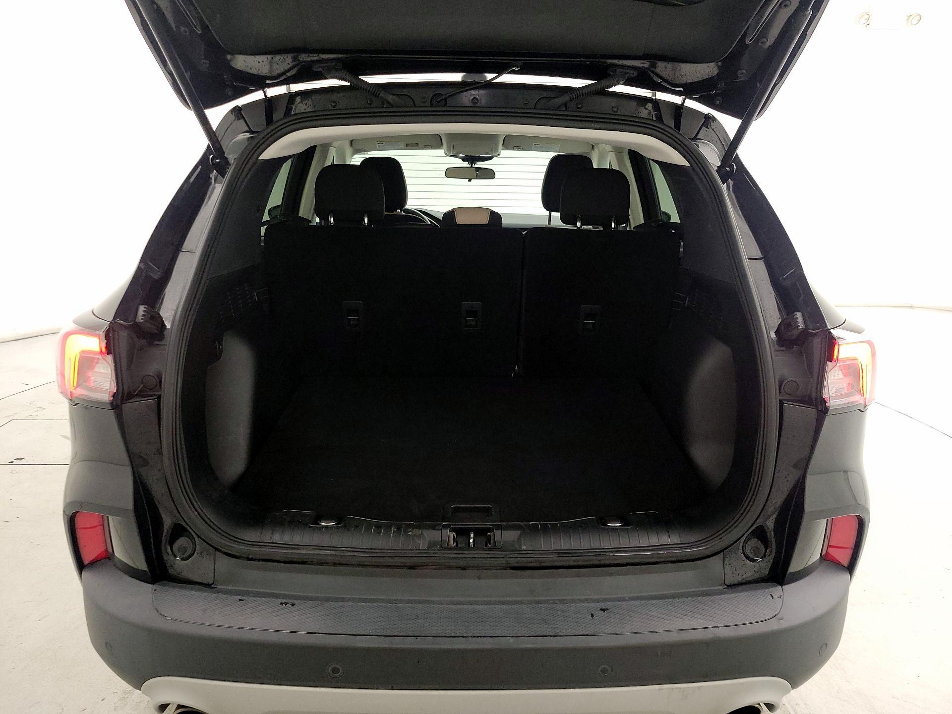 Thumbnail: 2021 Ford Escape - 20