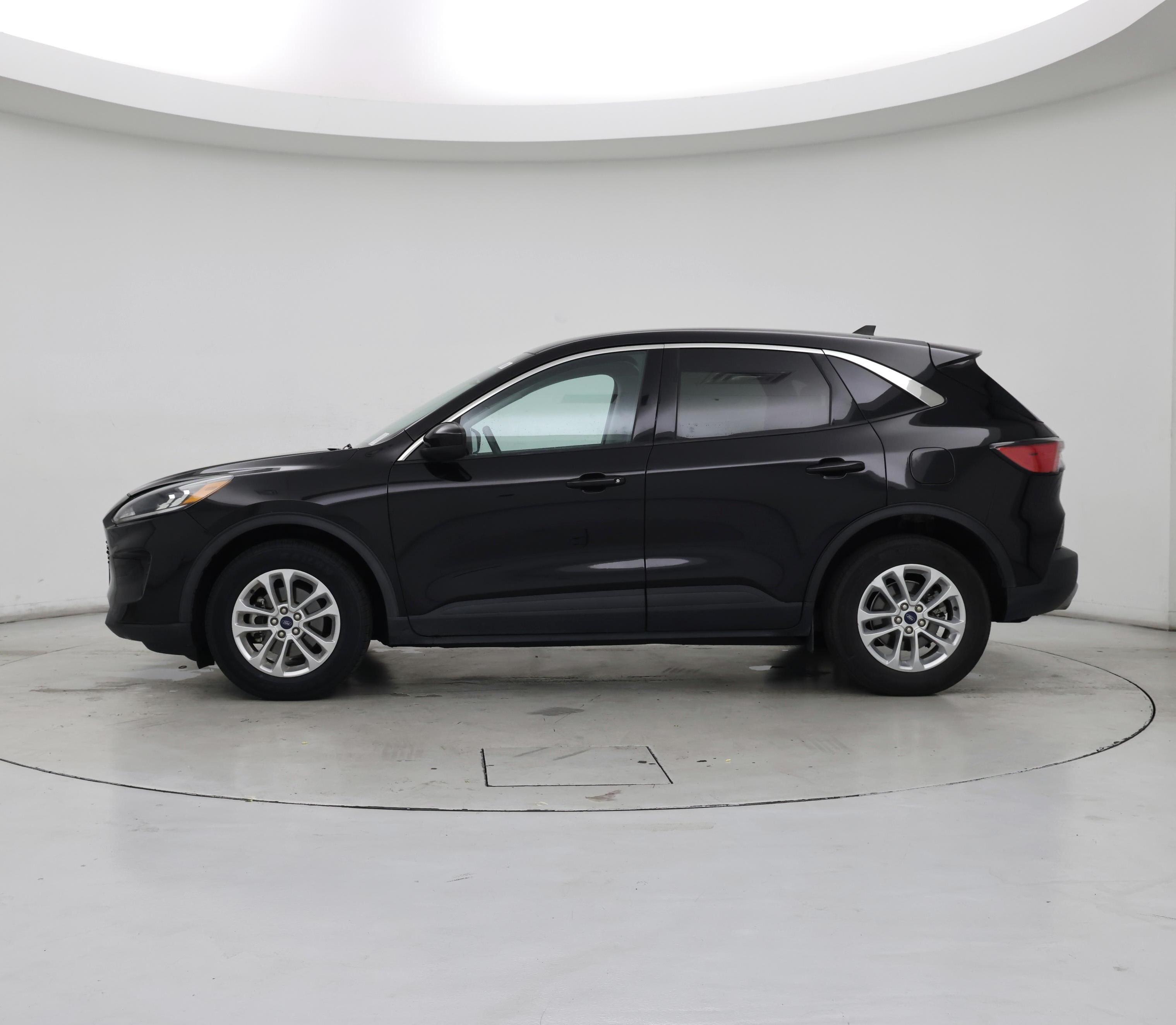Thumbnail: 2021 Ford Escape - 3