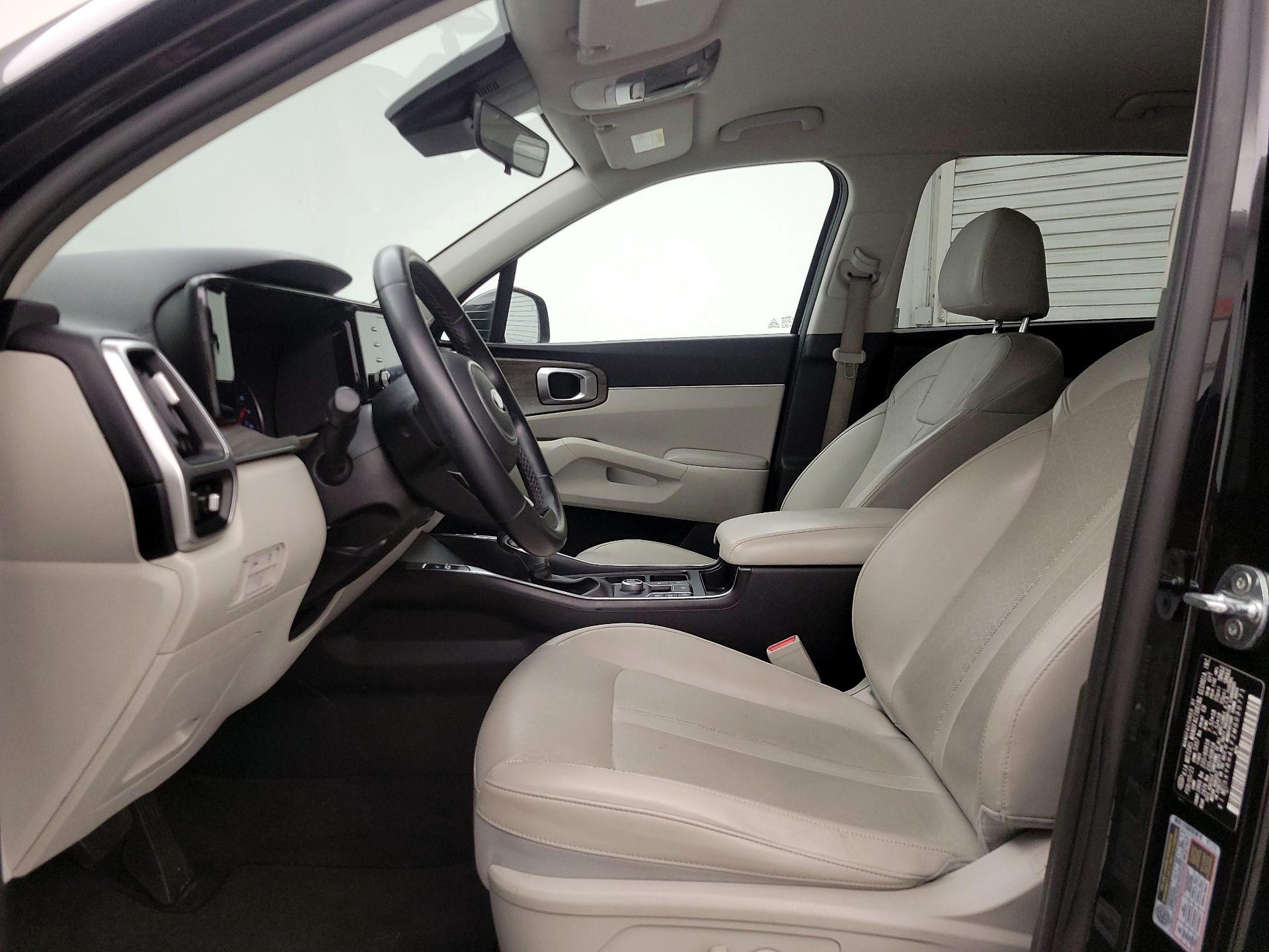 Thumbnail: 2021 Kia Sorento - 11
