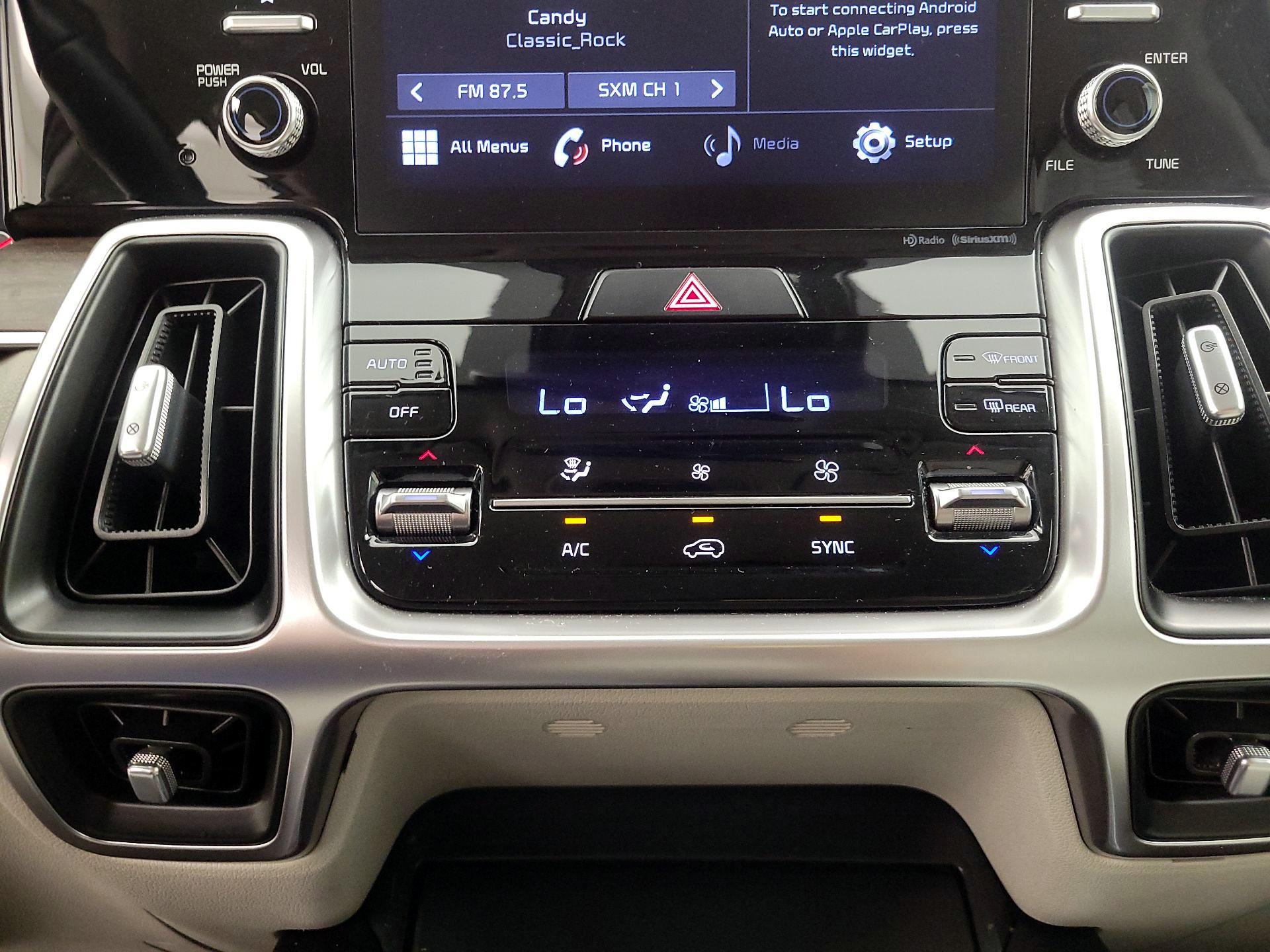 Thumbnail: 2021 Kia Sorento - 16