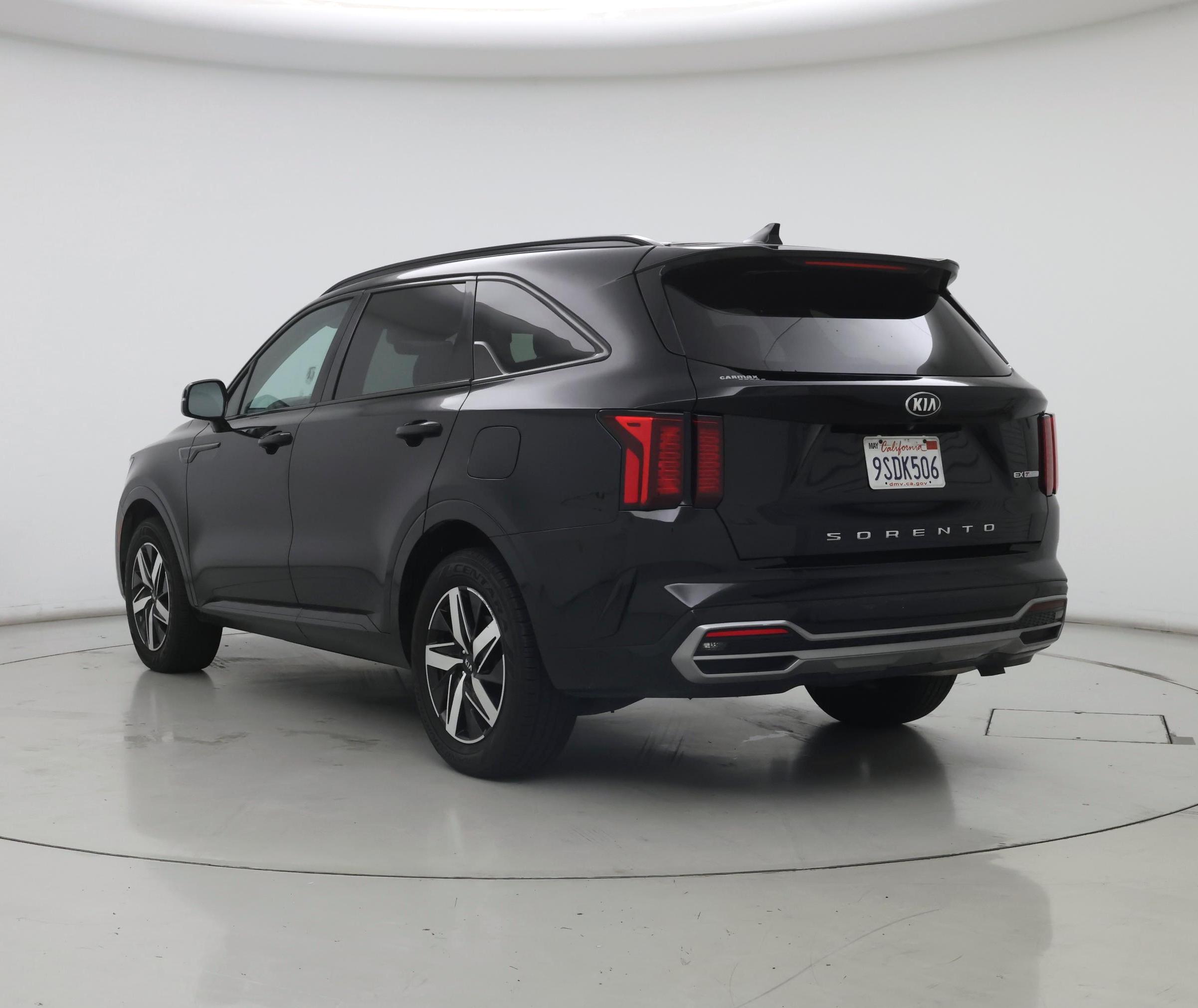 Thumbnail: 2021 Kia Sorento - 2