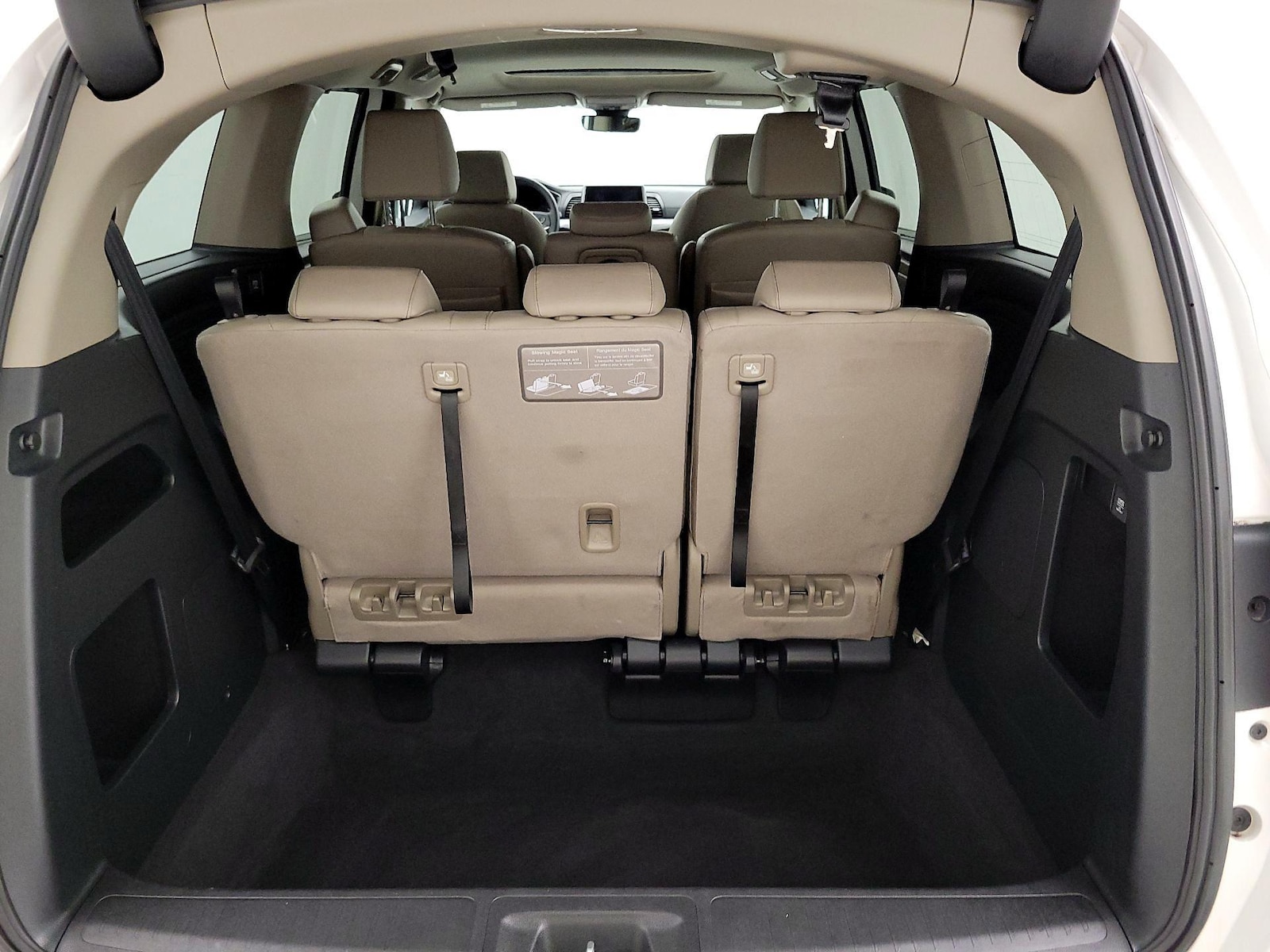 2023 Honda Odyssey EX-L - Photo 22