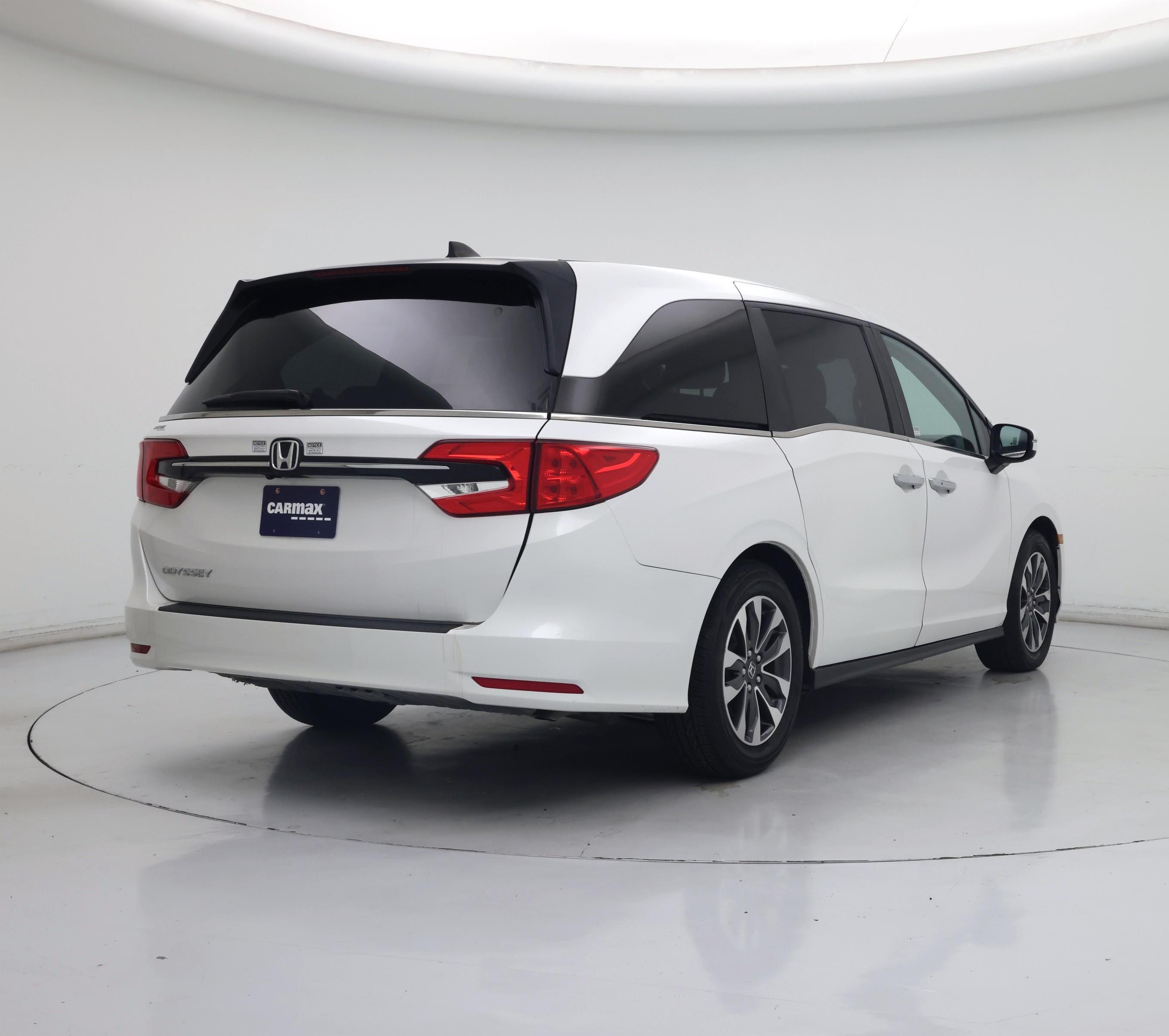 Thumbnail: 2023 Honda Odyssey - 8