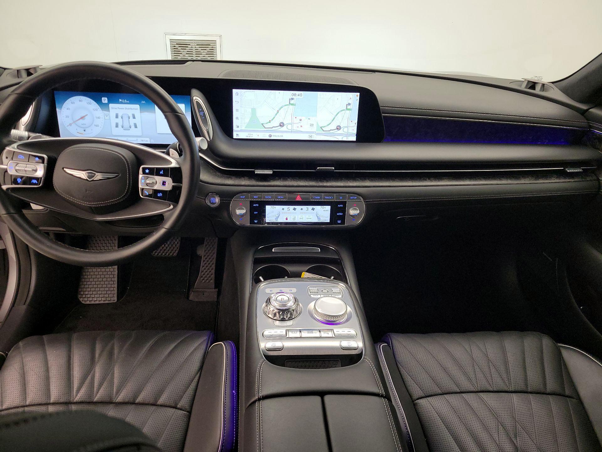 Thumbnail: 2023 Genesis G90 - 9