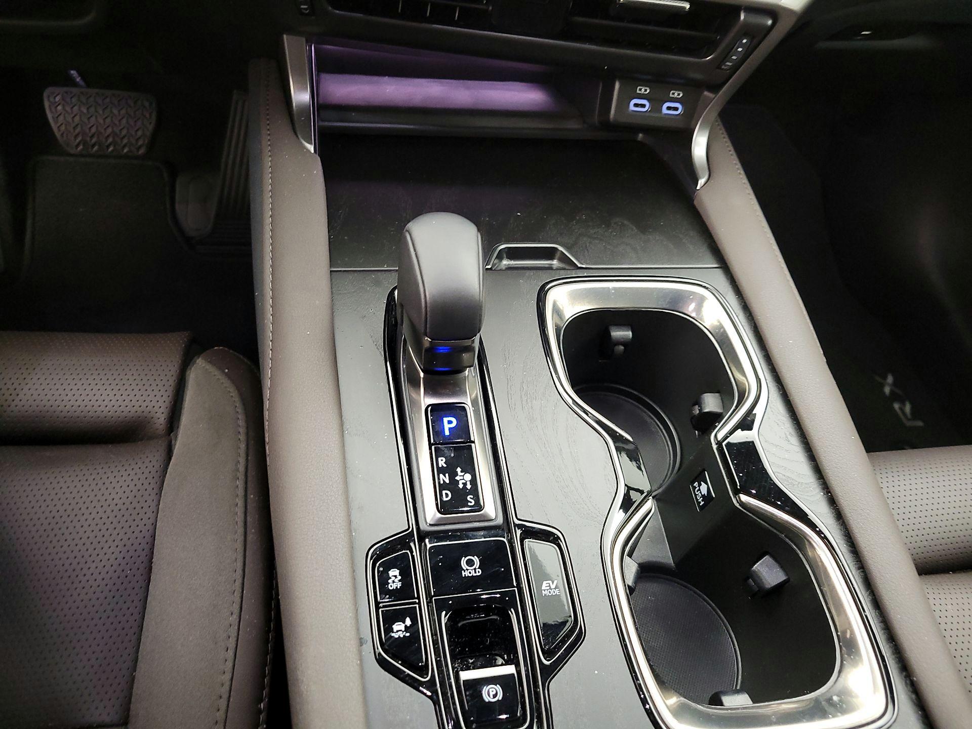 Thumbnail: 2025 Lexus RX - 17