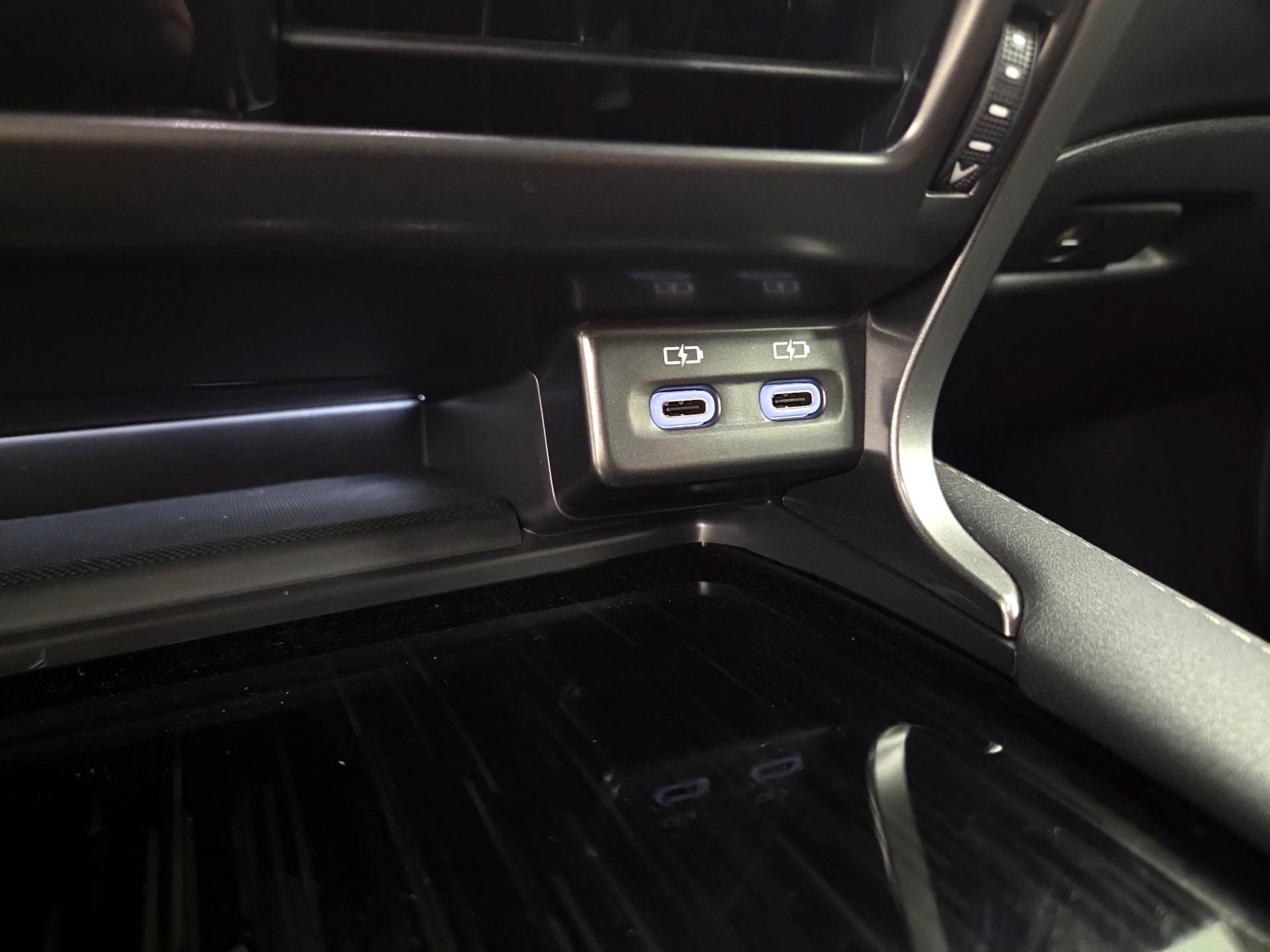 Thumbnail: 2026 Lexus RX - 18