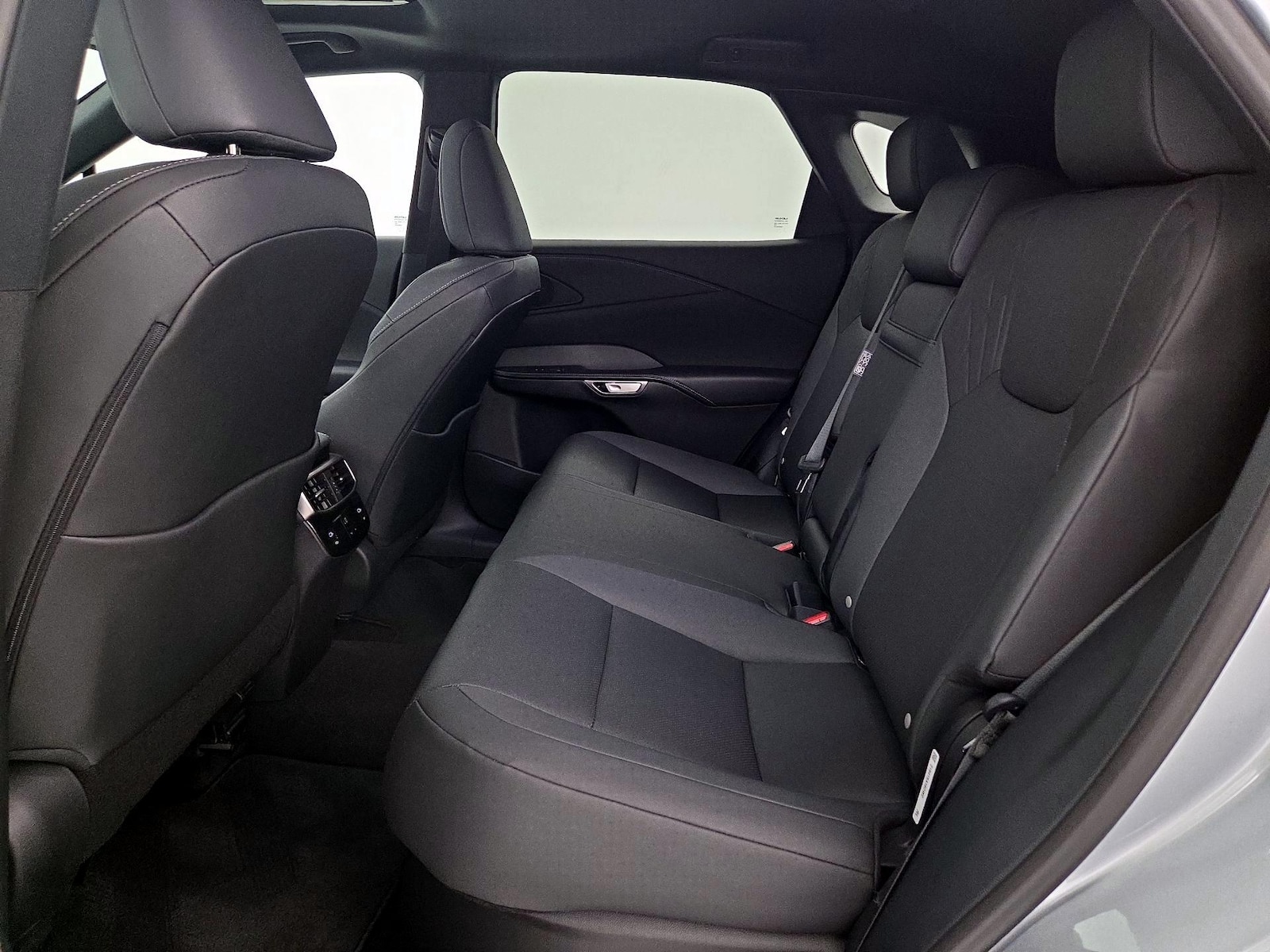 2026 Lexus RX 350 - Photo 21
