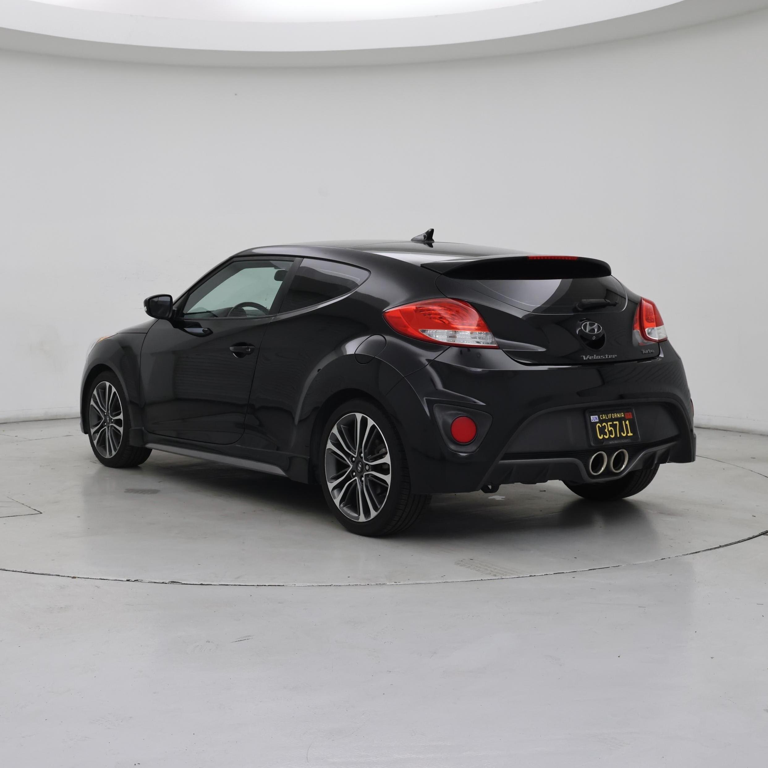 Thumbnail: 2016 Hyundai Veloster - 2