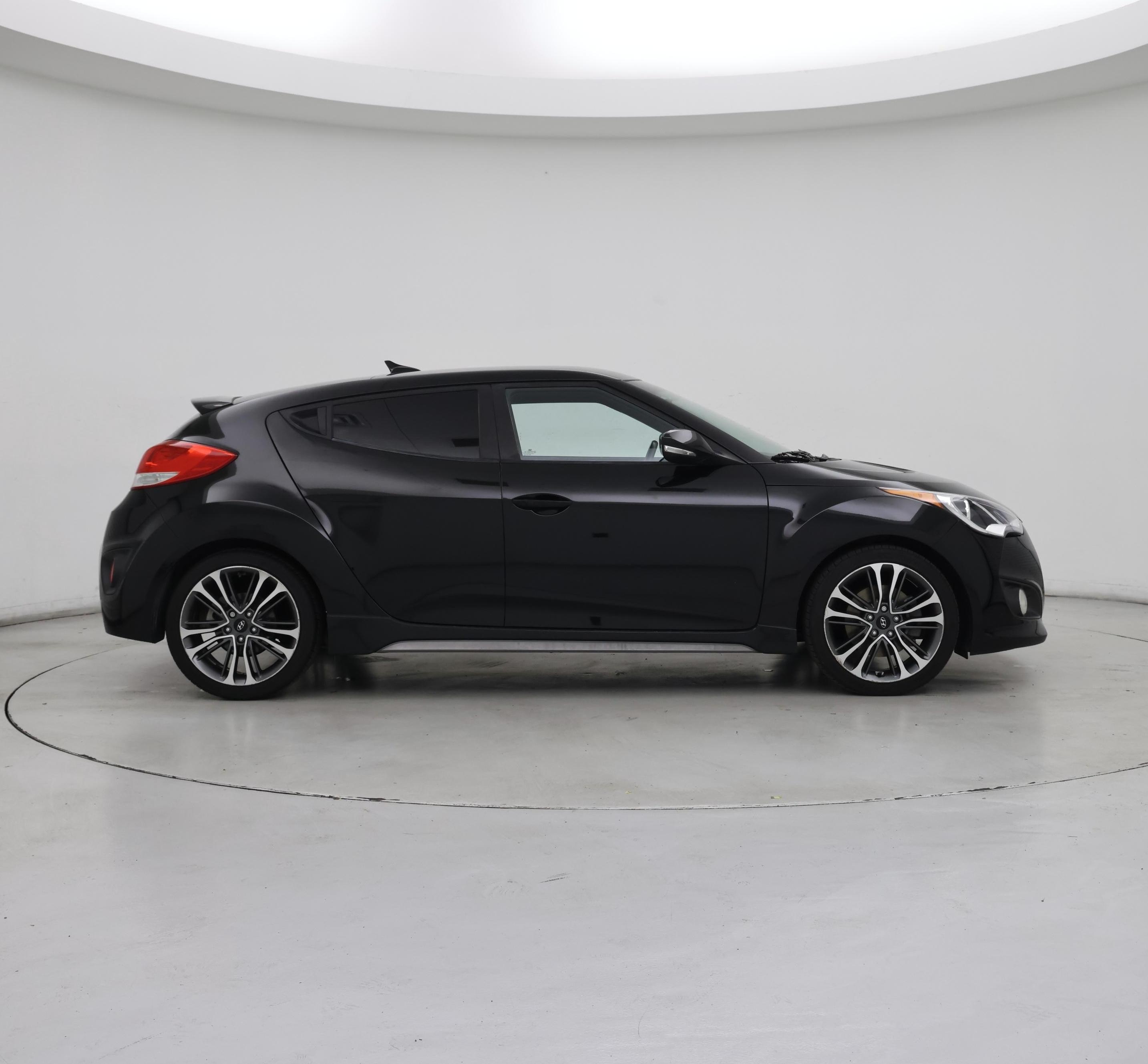Thumbnail: 2016 Hyundai Veloster - 7