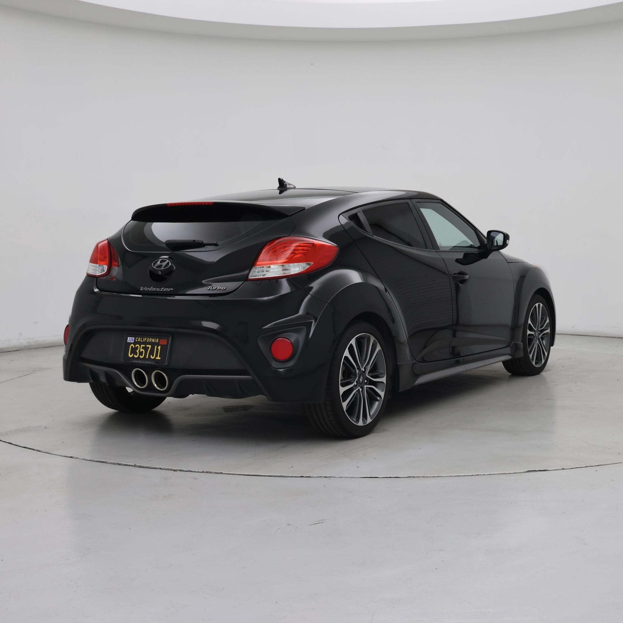 Thumbnail: 2016 Hyundai Veloster - 8