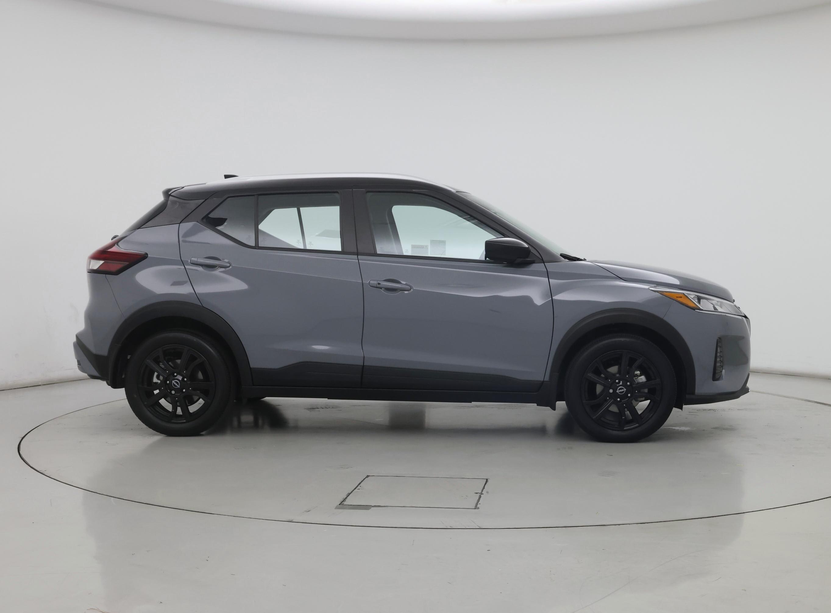 Thumbnail: 2023 Nissan Kicks - 7
