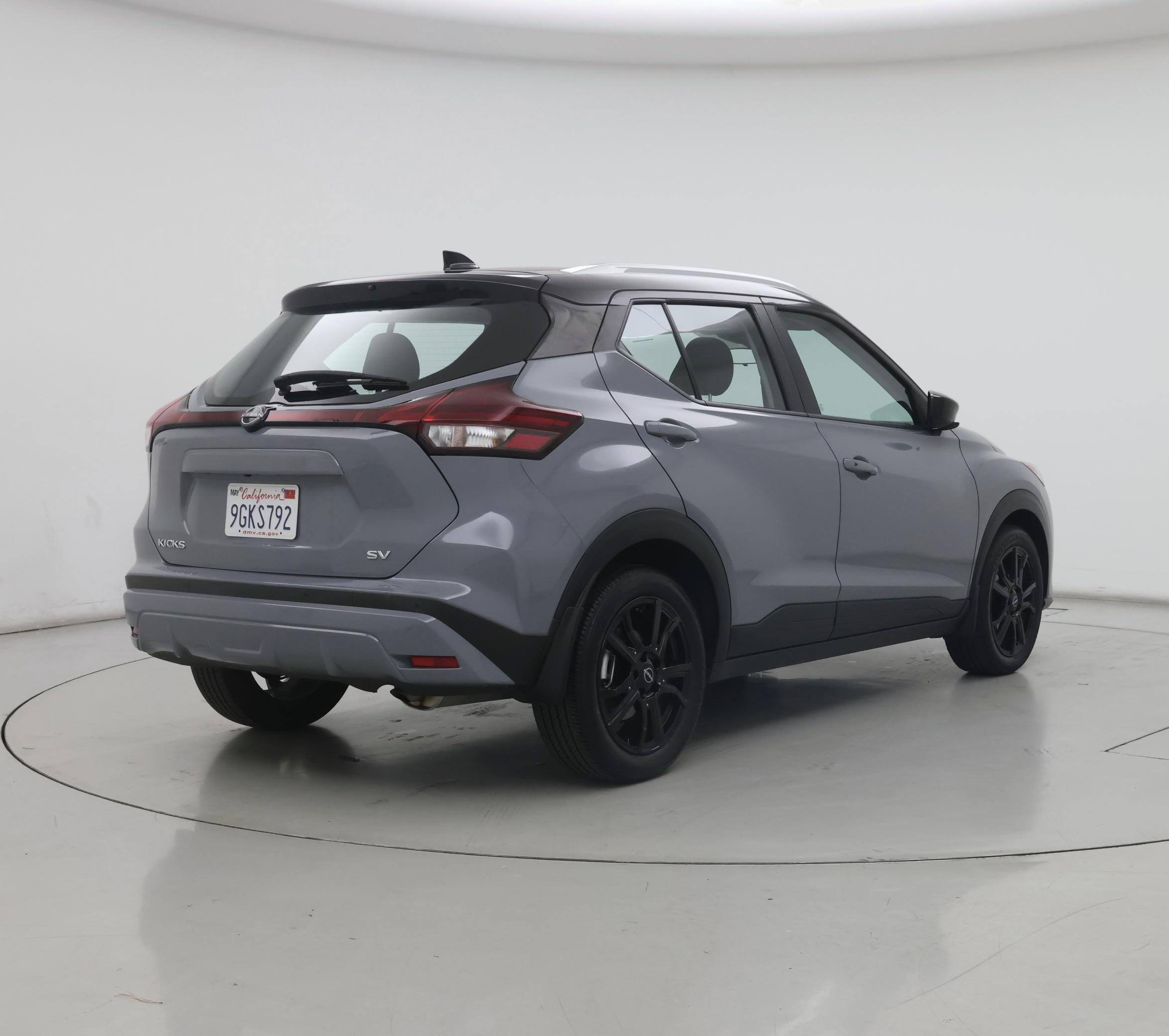 Thumbnail: 2023 Nissan Kicks - 8