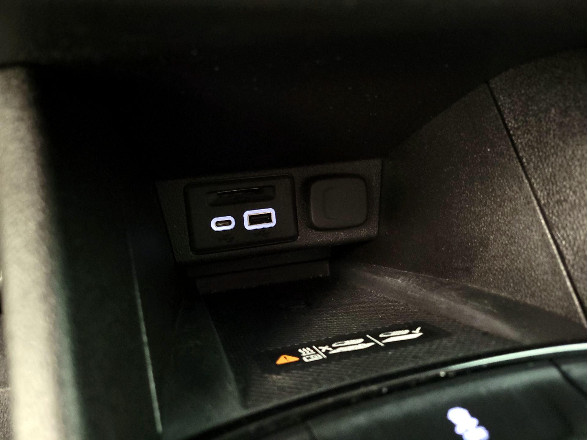 Thumbnail: 2023 Chevrolet Bolt EUV - 18