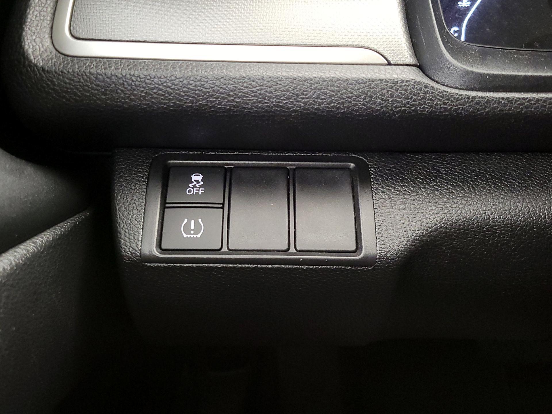 Thumbnail: 2018 Honda Civic - 13