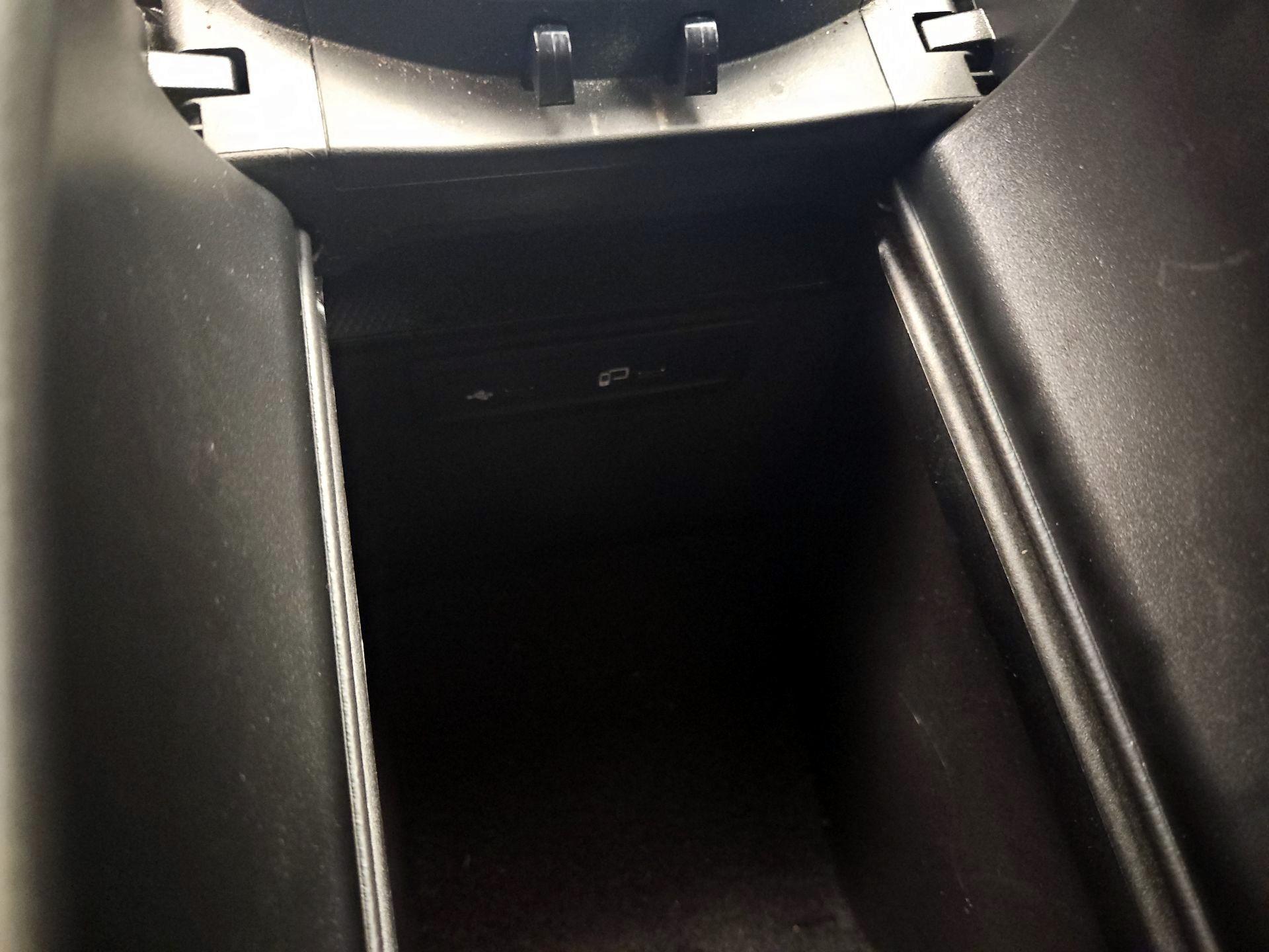 Thumbnail: 2022 Mercedes-Benz GLC - 18