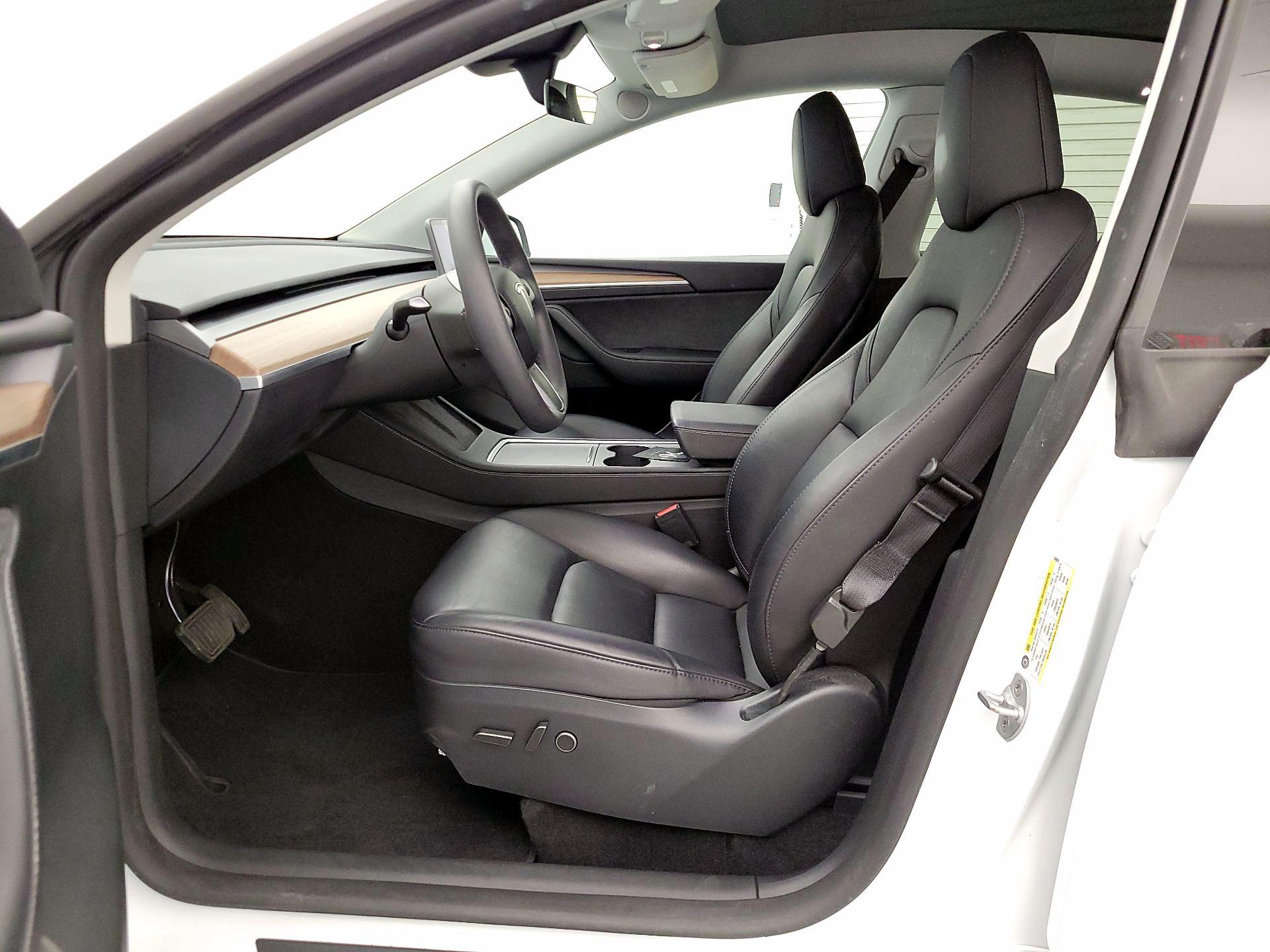 Thumbnail: 2024 Tesla Model Y - 11