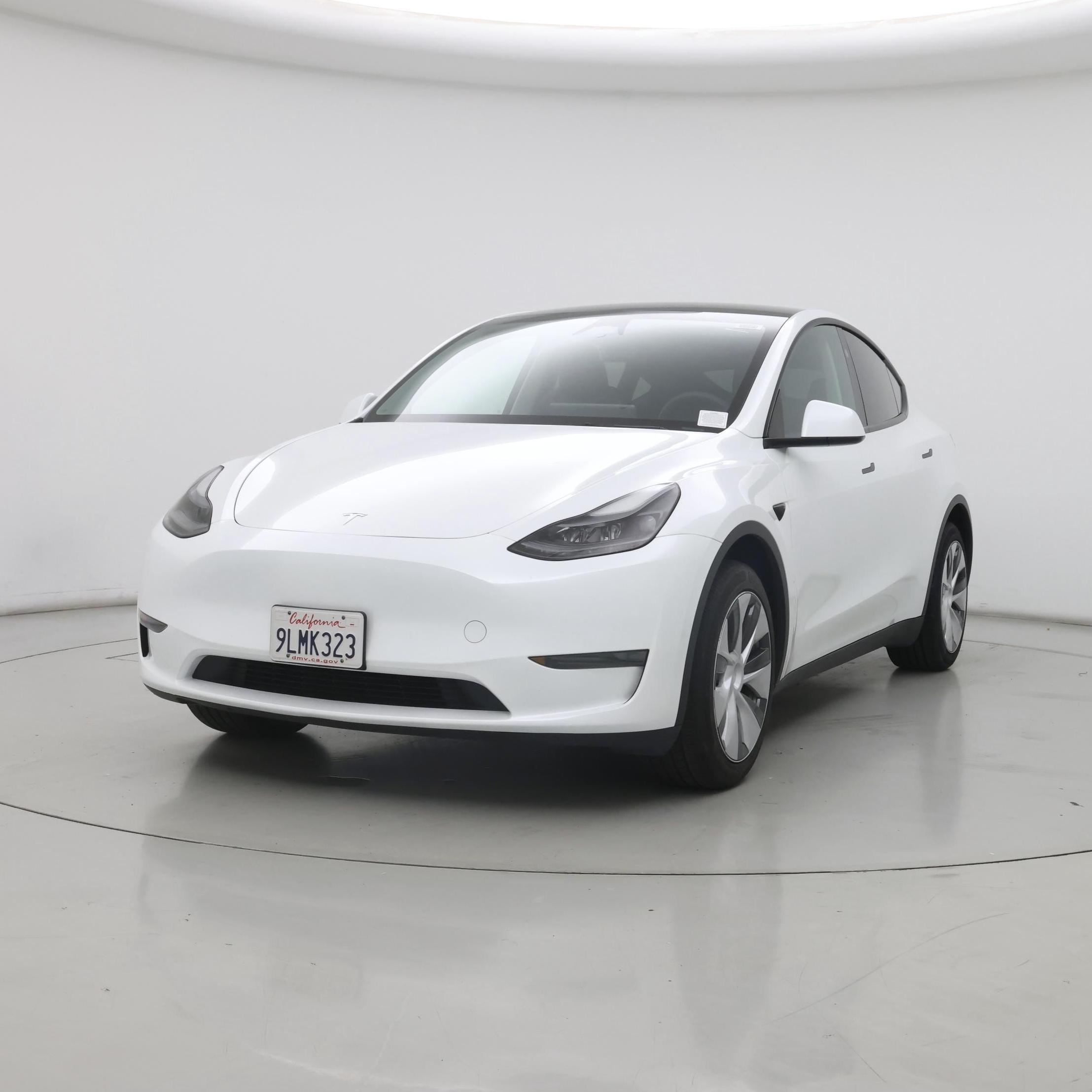 Thumbnail: 2024 Tesla Model Y - 4