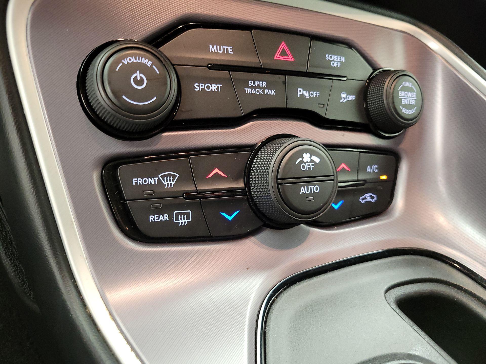 Thumbnail: 2021 Dodge Challenger - 16