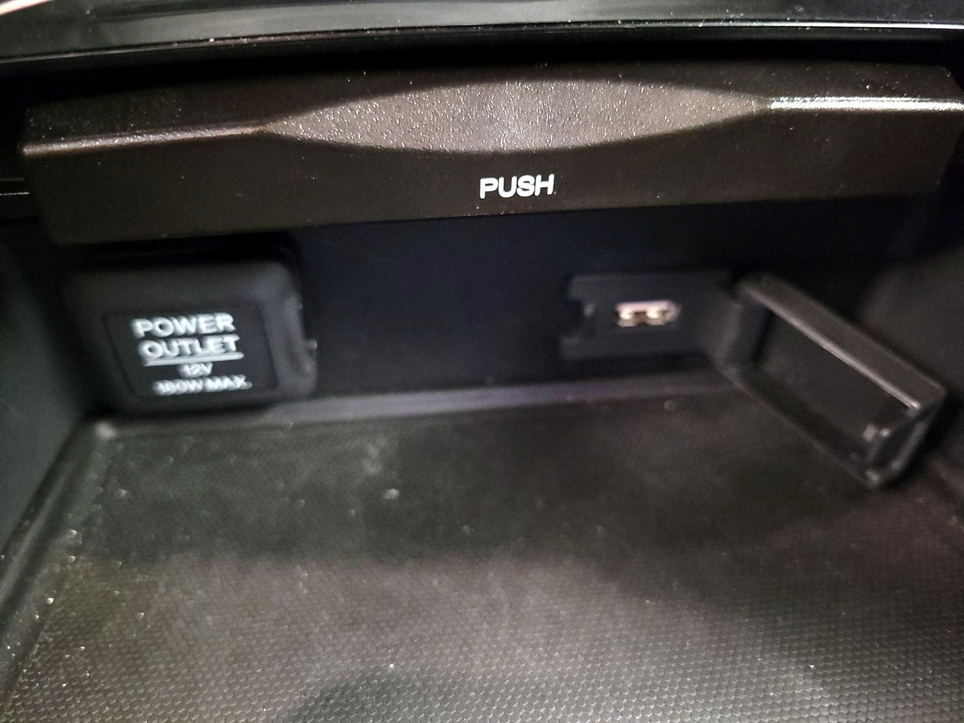 Thumbnail: 2020 Acura TLX - 18